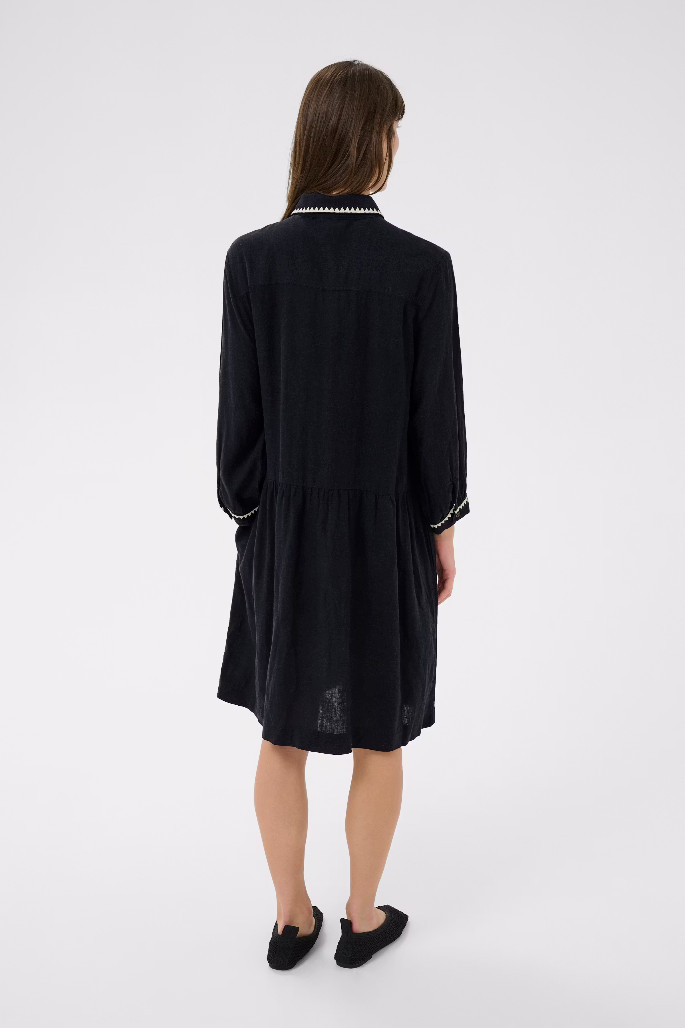 AliviaPW Kleid LOOKBOOK BACK 30310478-194109