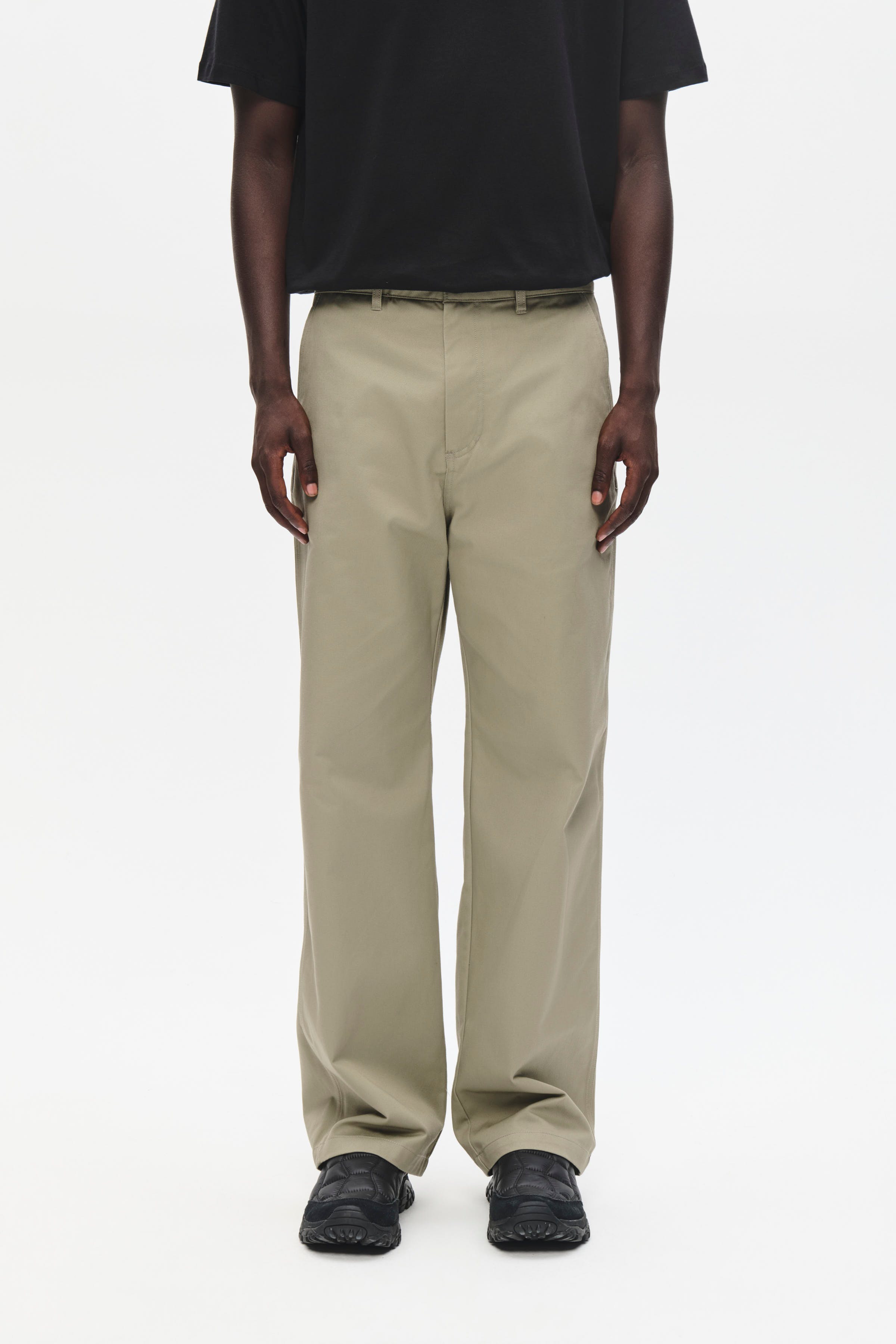 WWMaison Hose LOOKBOOK FRONT 30252370-170619