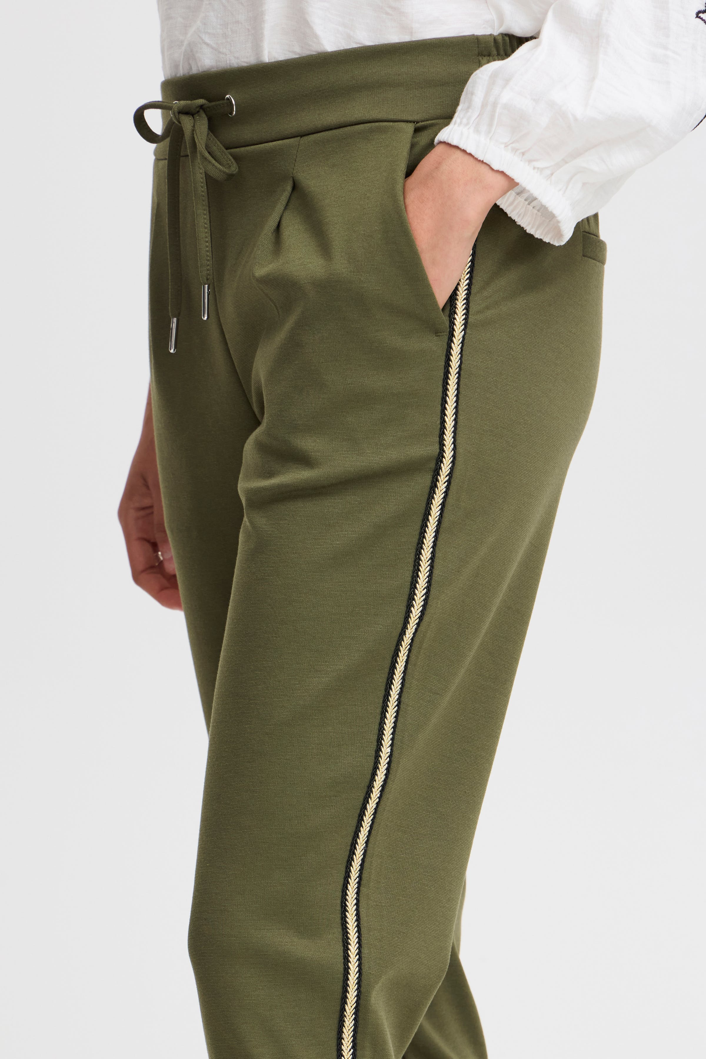 BYRIZETTA Trousers LOOKBOOK DETAIL 20815993-190515