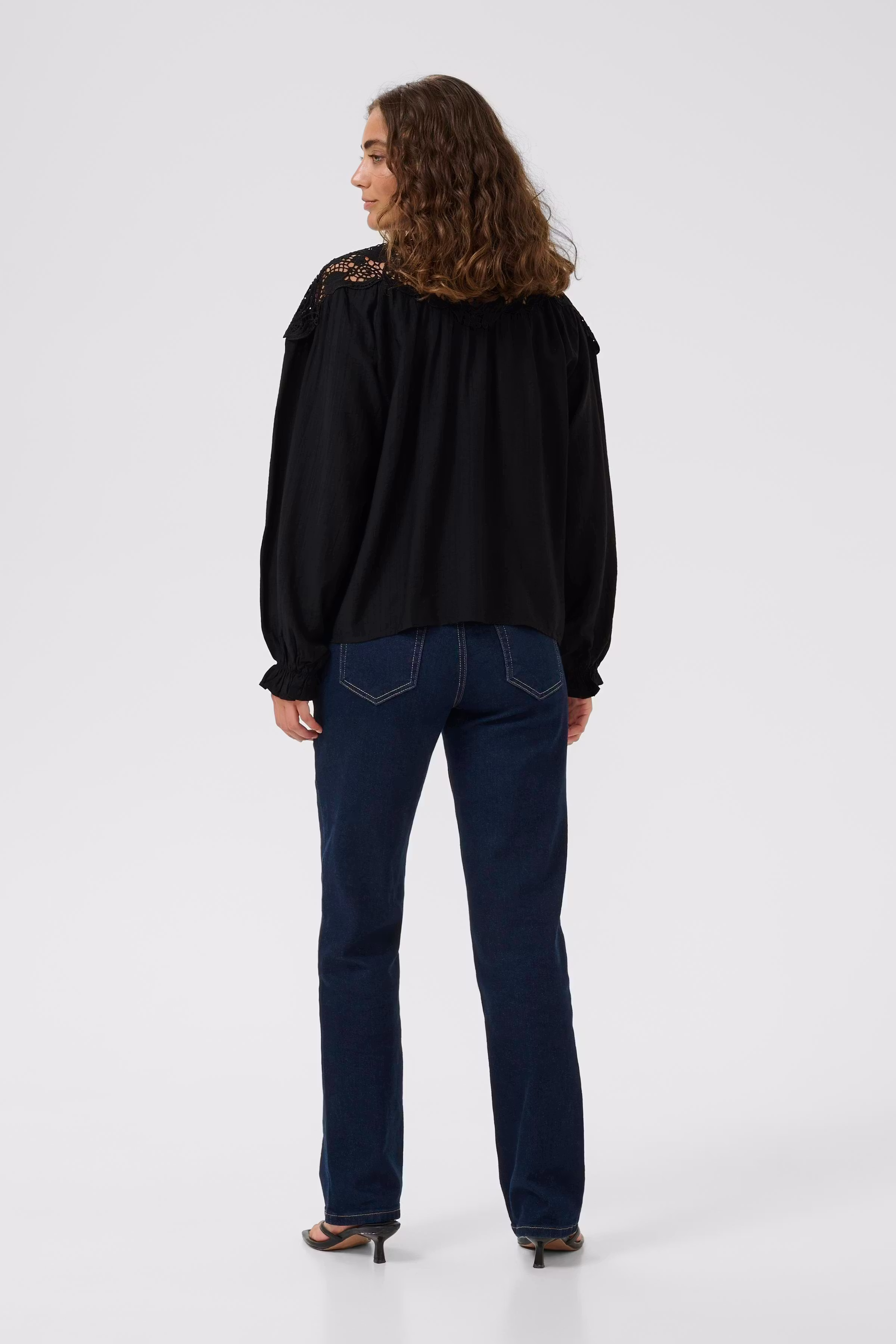 CUallegra Blouse LOOKBOOK BACK 50112468-500012