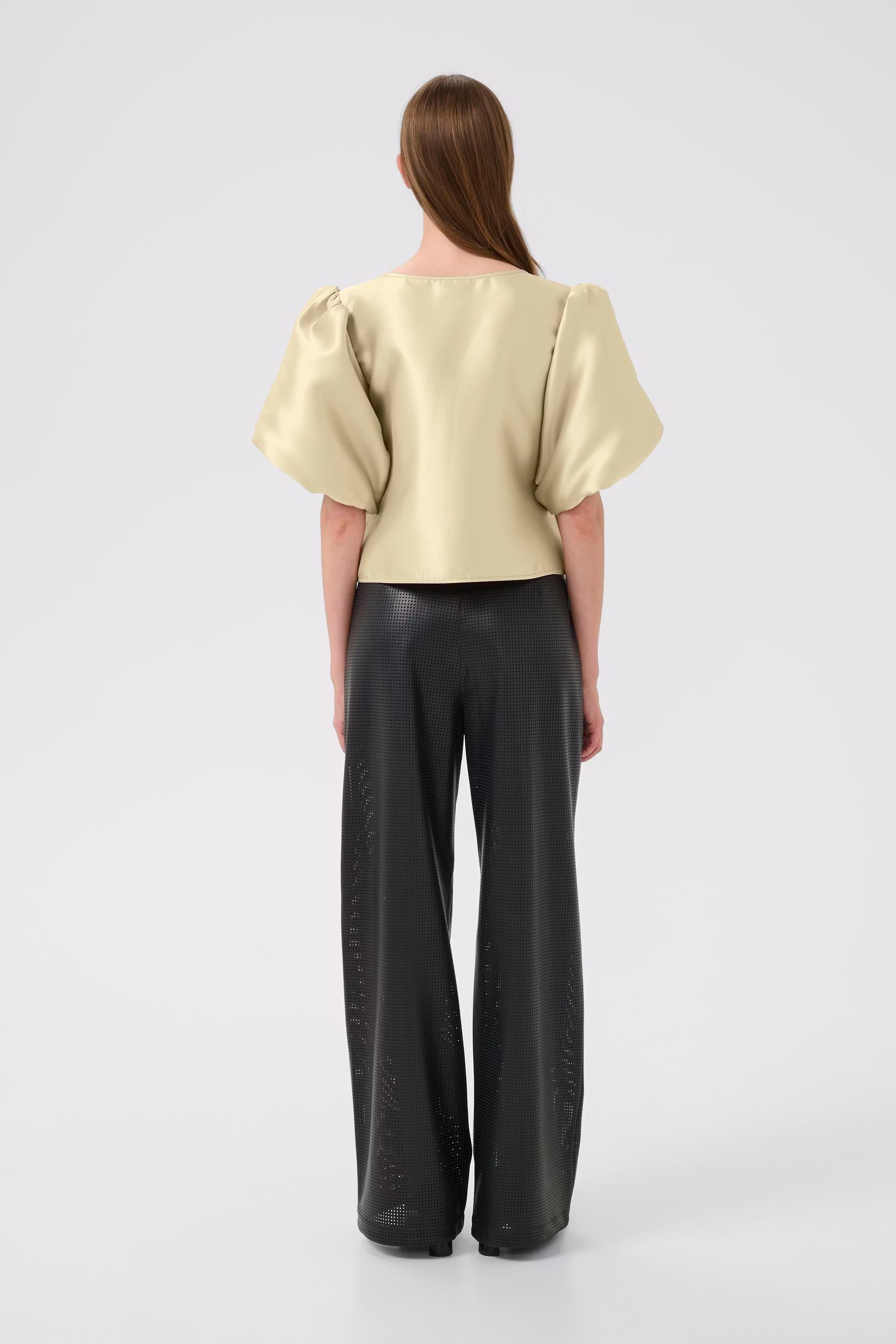 KBCampbell Bluse LOOKBOOK BACK 10105702-130401