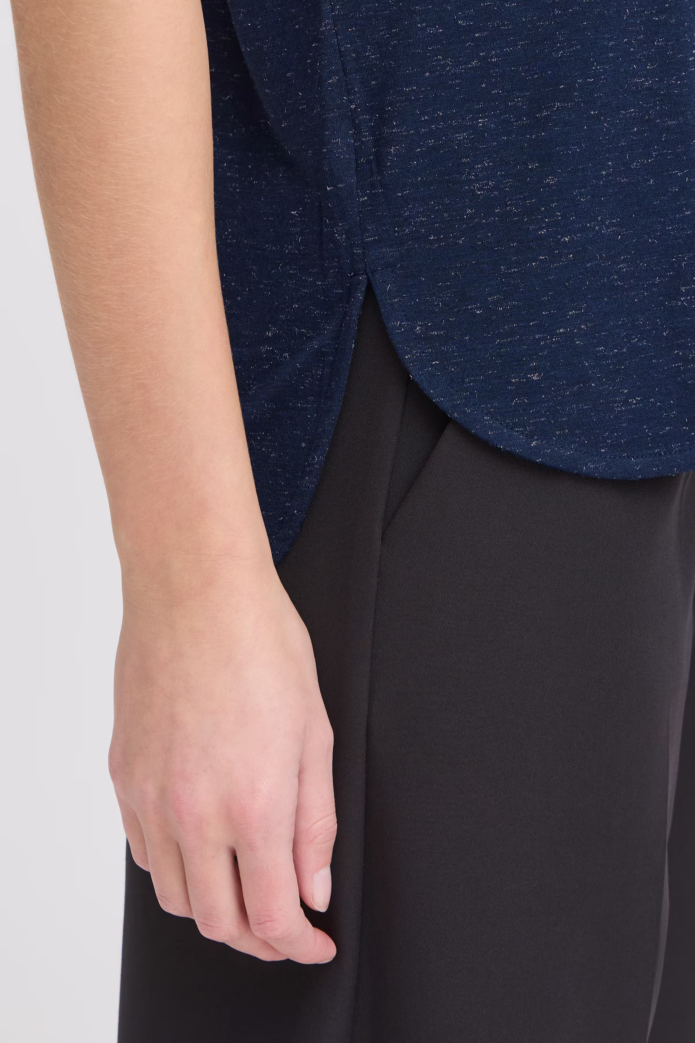 IHREBEL T-shirt LOOKBOOK DETAIL 20121349-194010