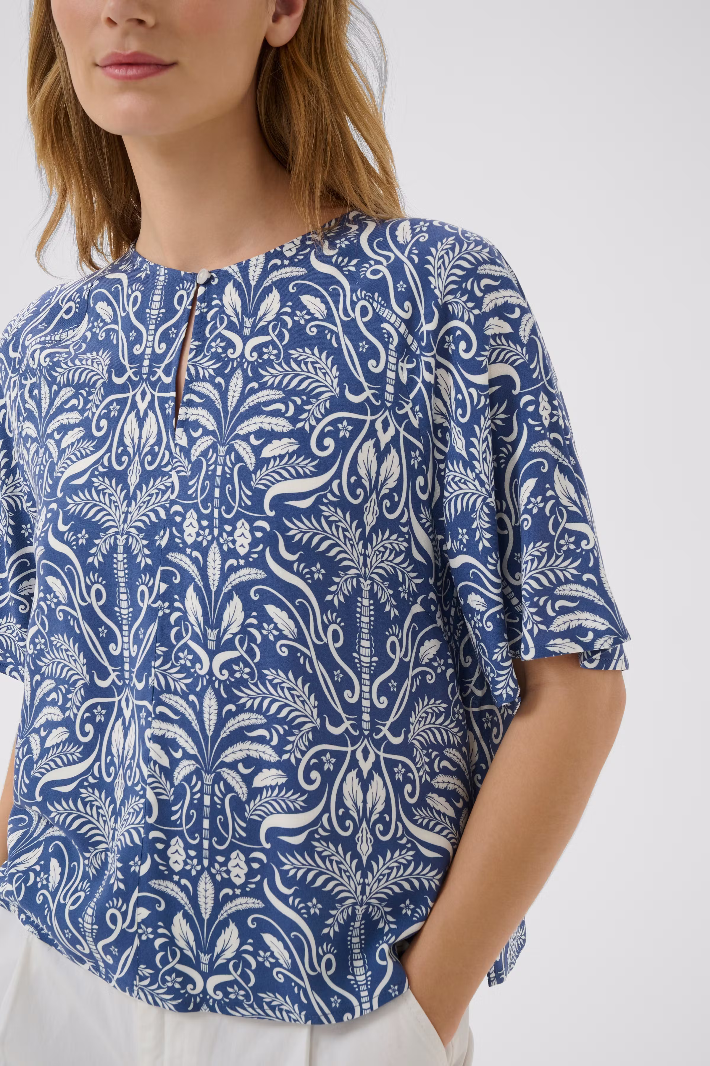 BertelinePW Blouse LOOKBOOK DETAIL 30310593-304946