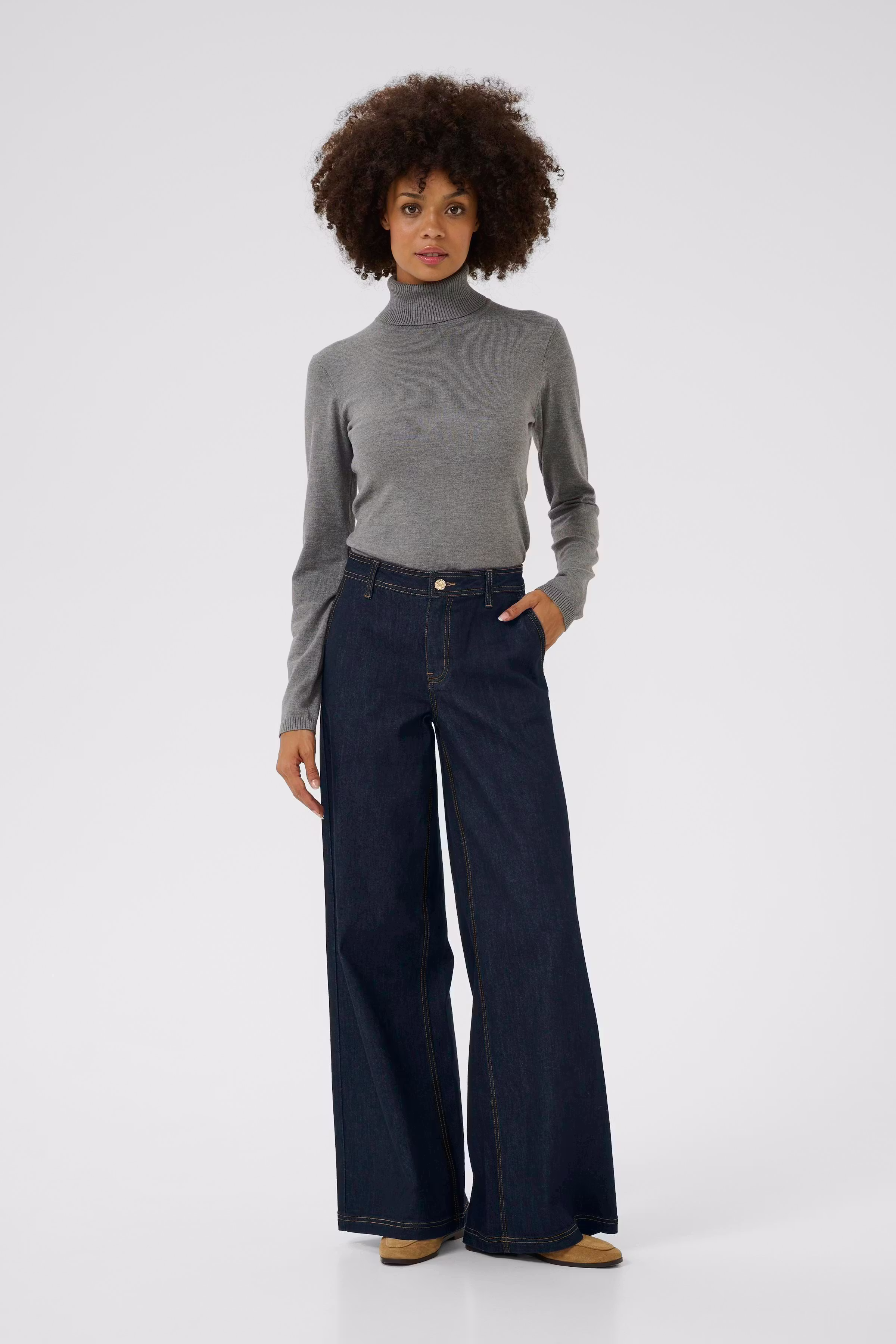 CUbobbie Jeans LOOKBOOK FRONT 50112270-500119