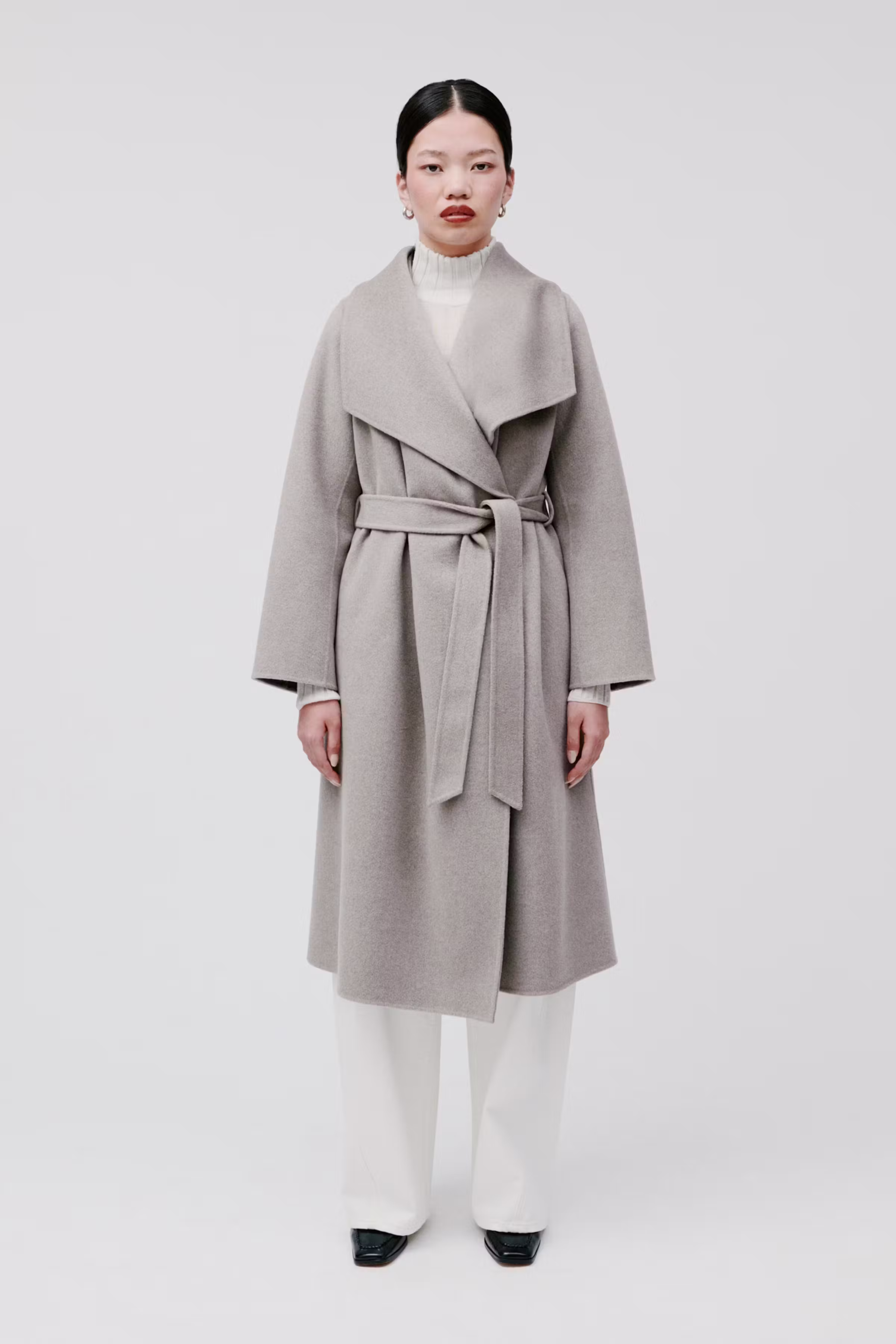 IOCARRIE ROSE Coat LOOKBOOK FRONT 30600562-BE457