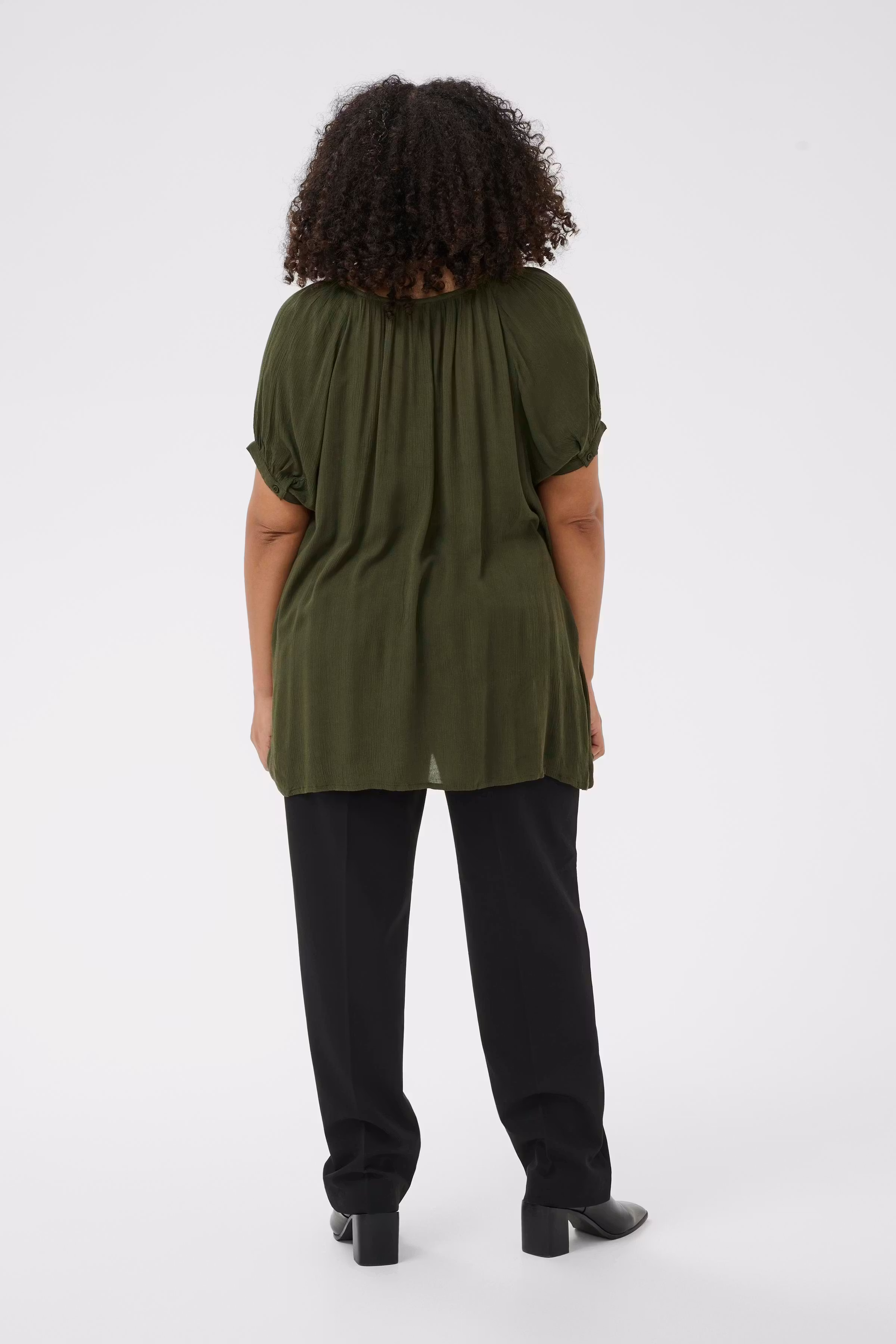 KCami Bluse LOOKBOOK BACK 10580803-190414