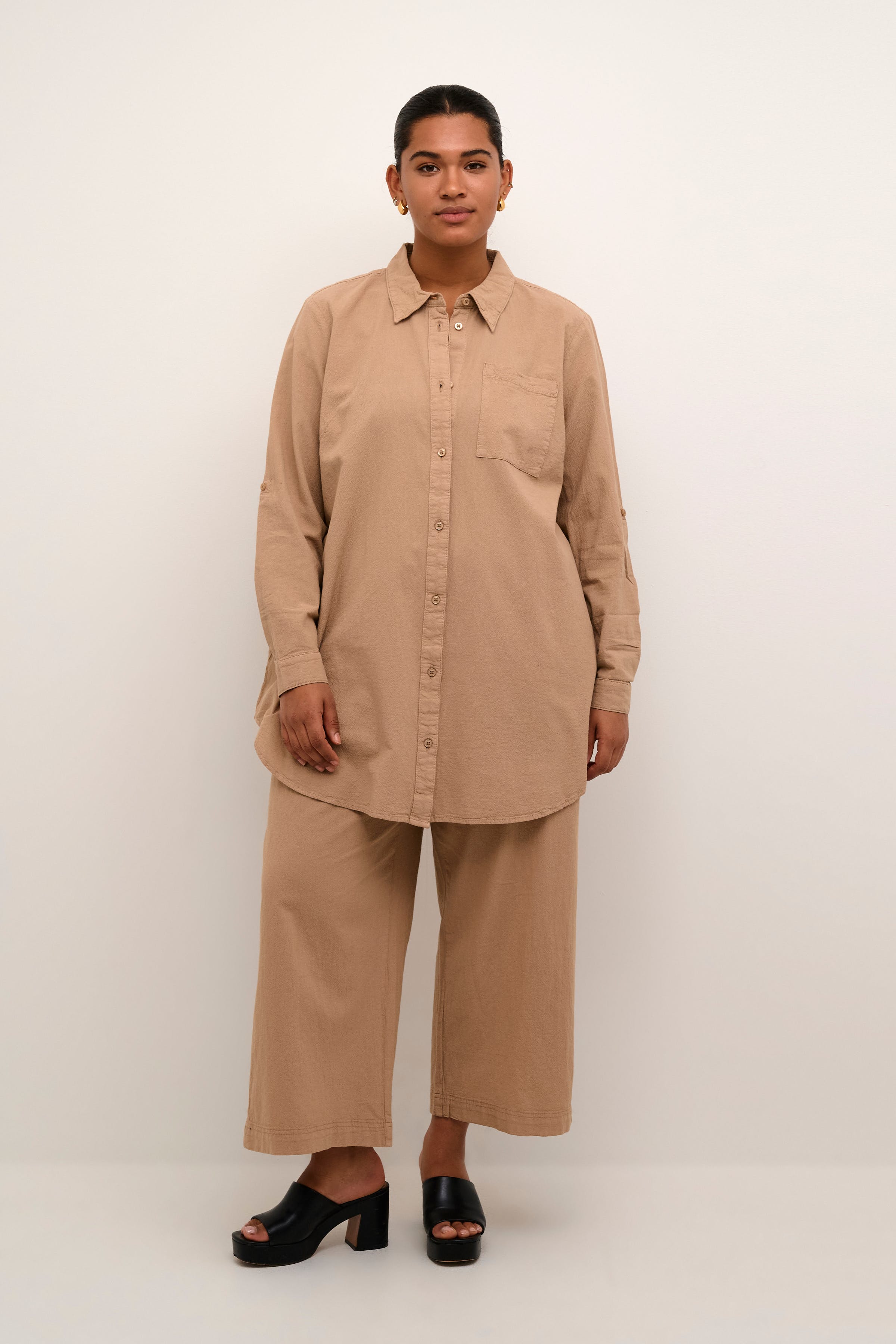 KCnana Tunika LOOKBOOK FRONT 10580784-101239