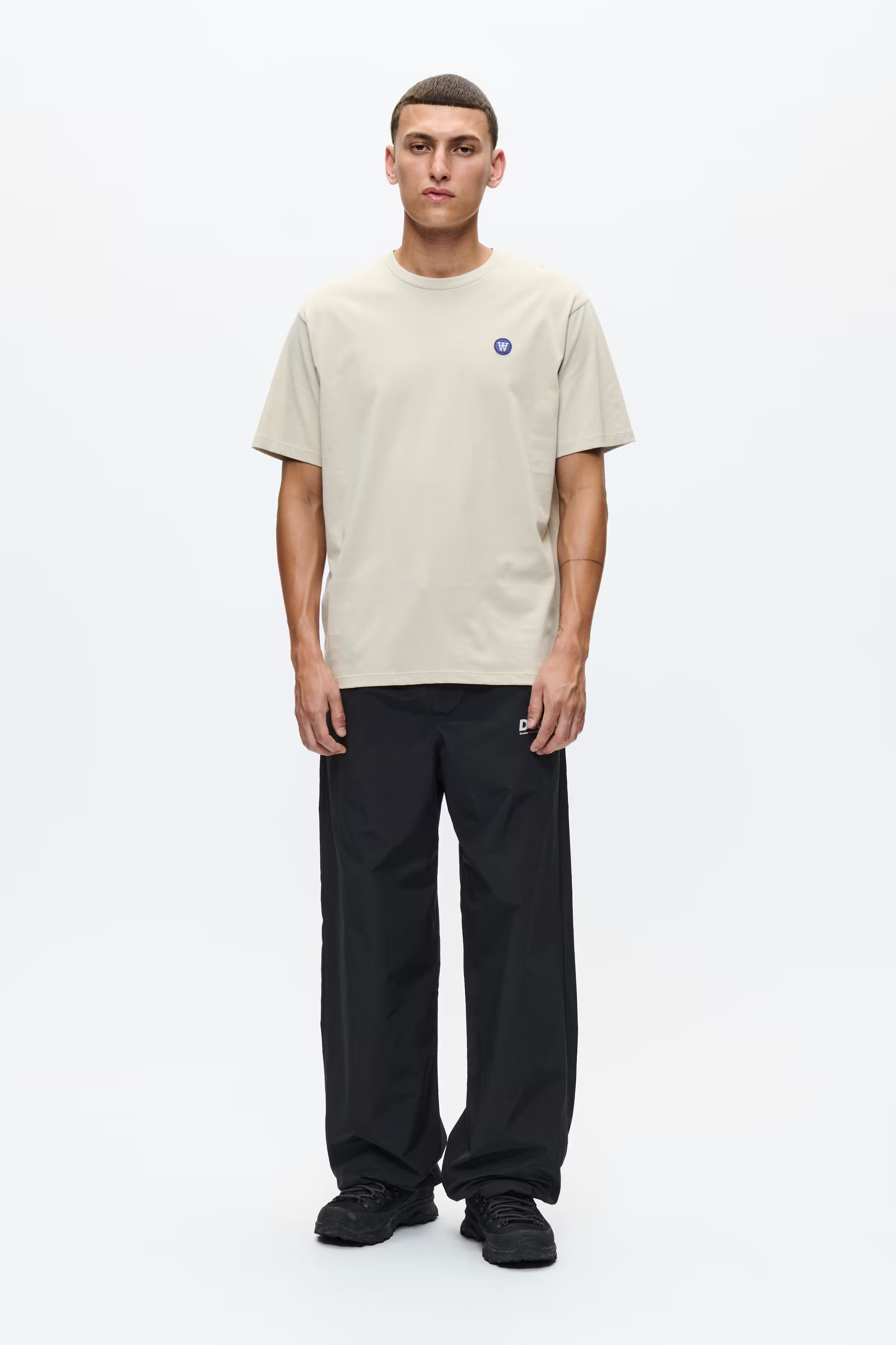 WWAce T-shirt LOOKBOOK FRONT 30250095-144500