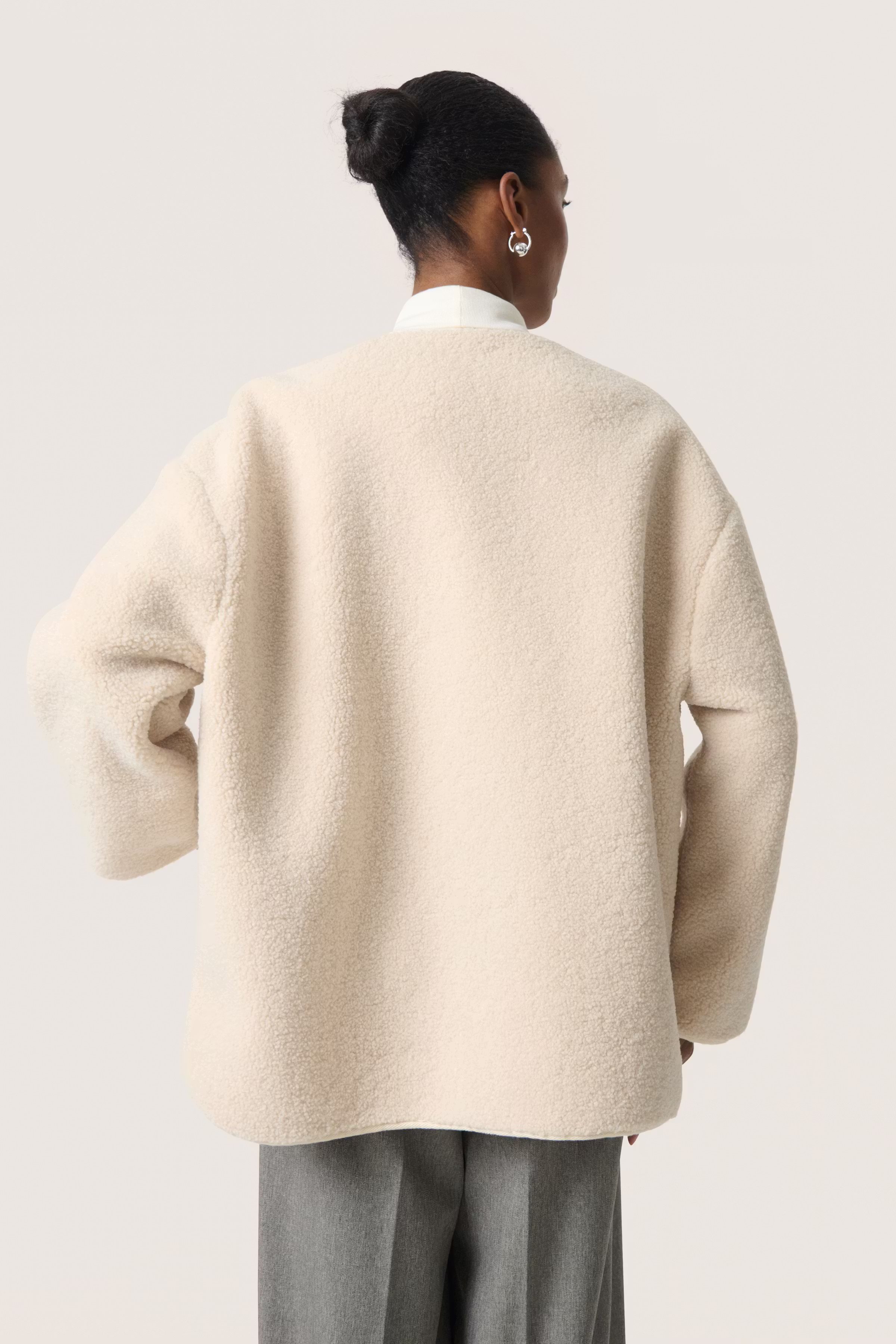 SLThalassa Ytterplagg LOOKBOOK BACK 30408644-130404