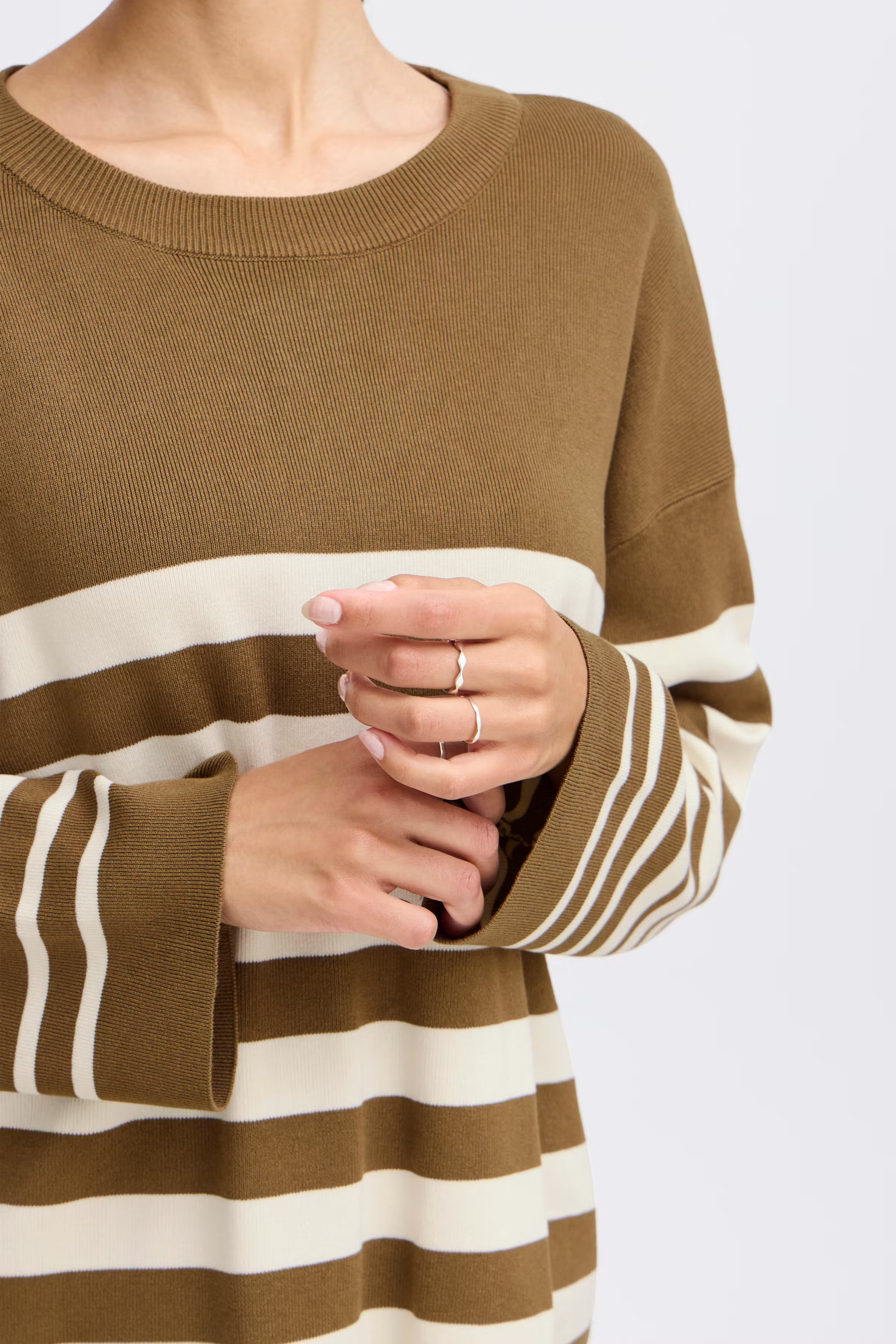 BYMMORLA Pullover LOOKBOOK DETAIL 20815309-201046