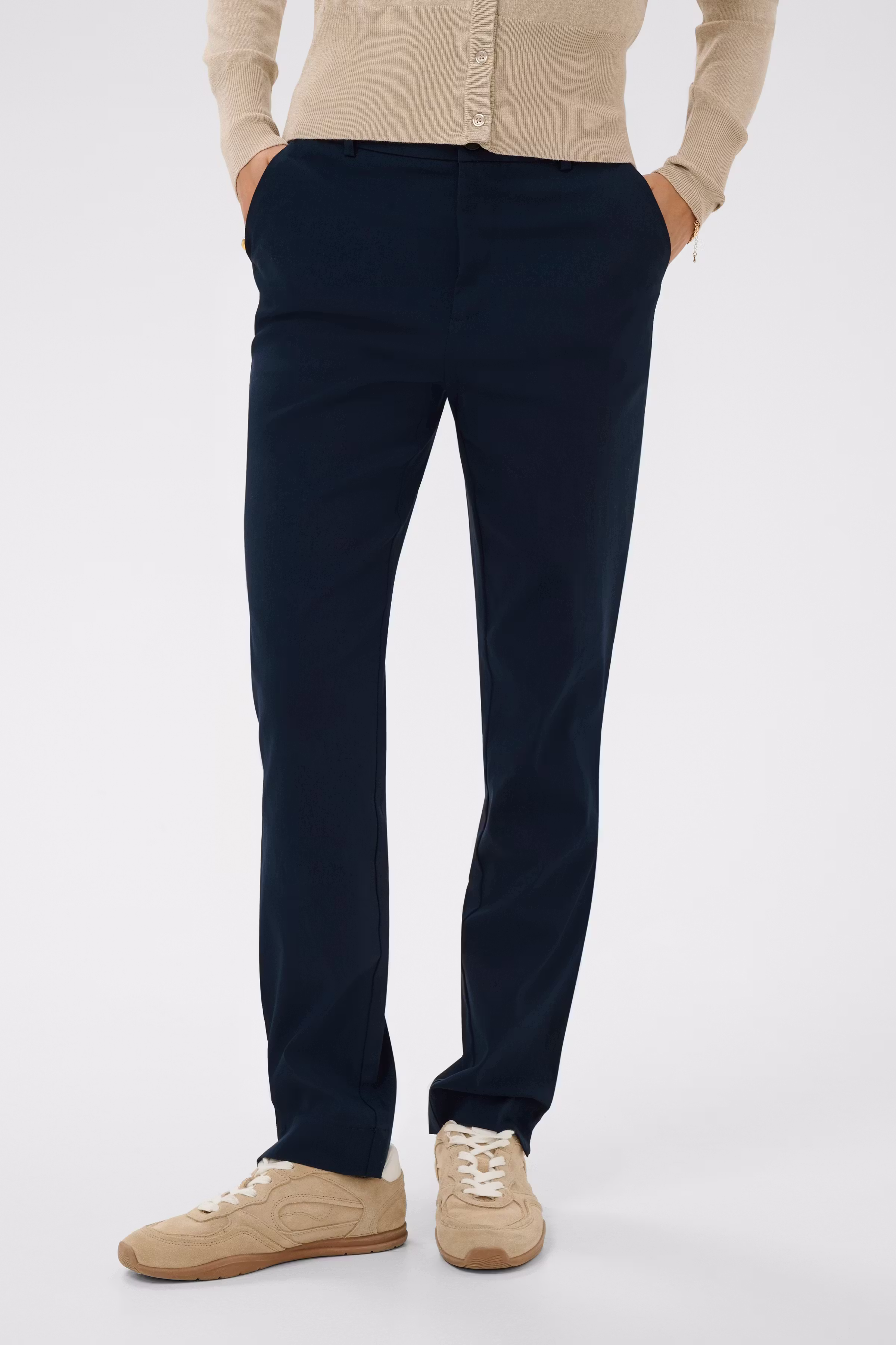 KAhazel Bukser LOOKBOOK FRONT 10511064-194020