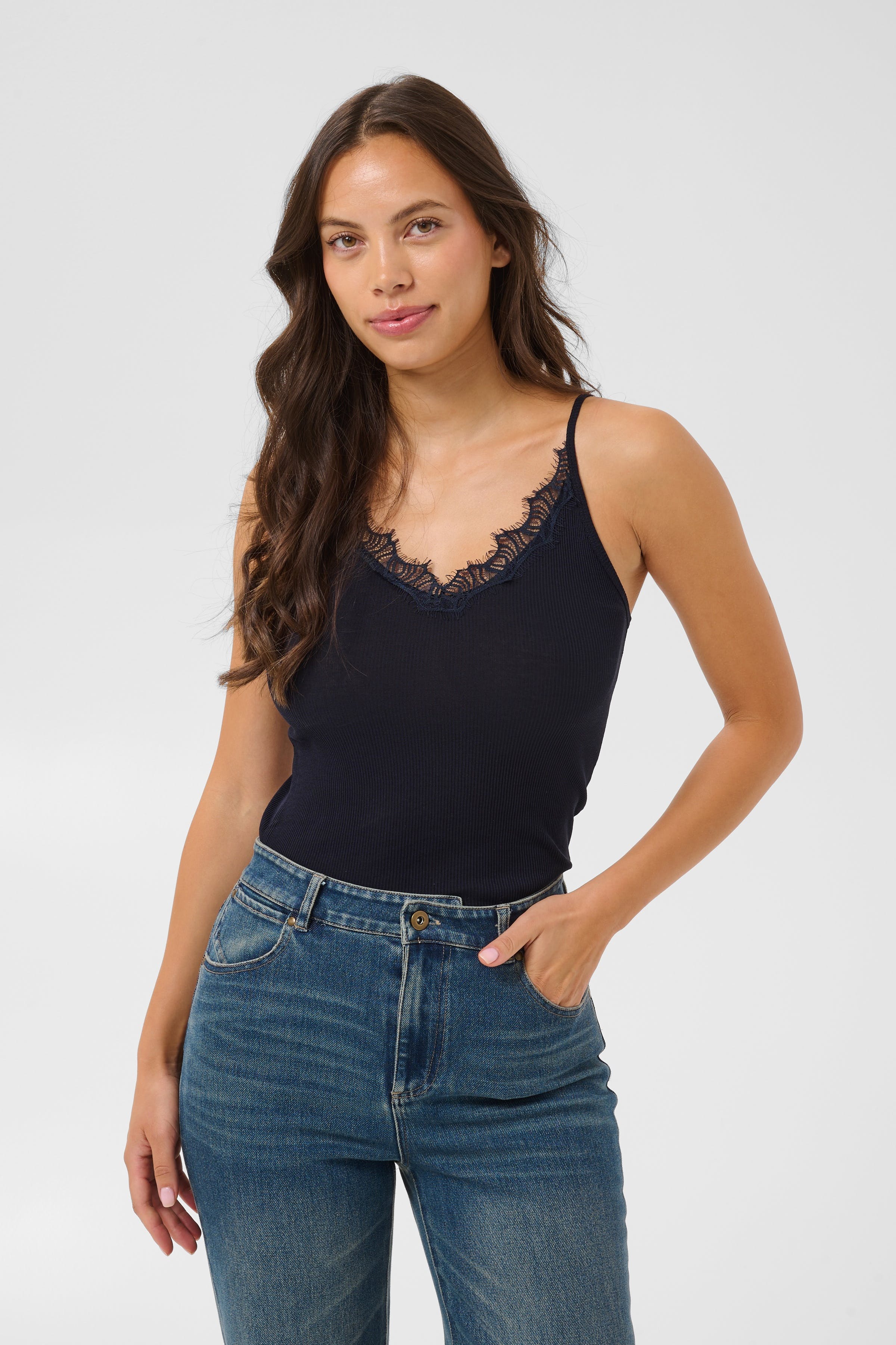 MayaSZ Top LOOKBOOK FRONT 30511970-193924
