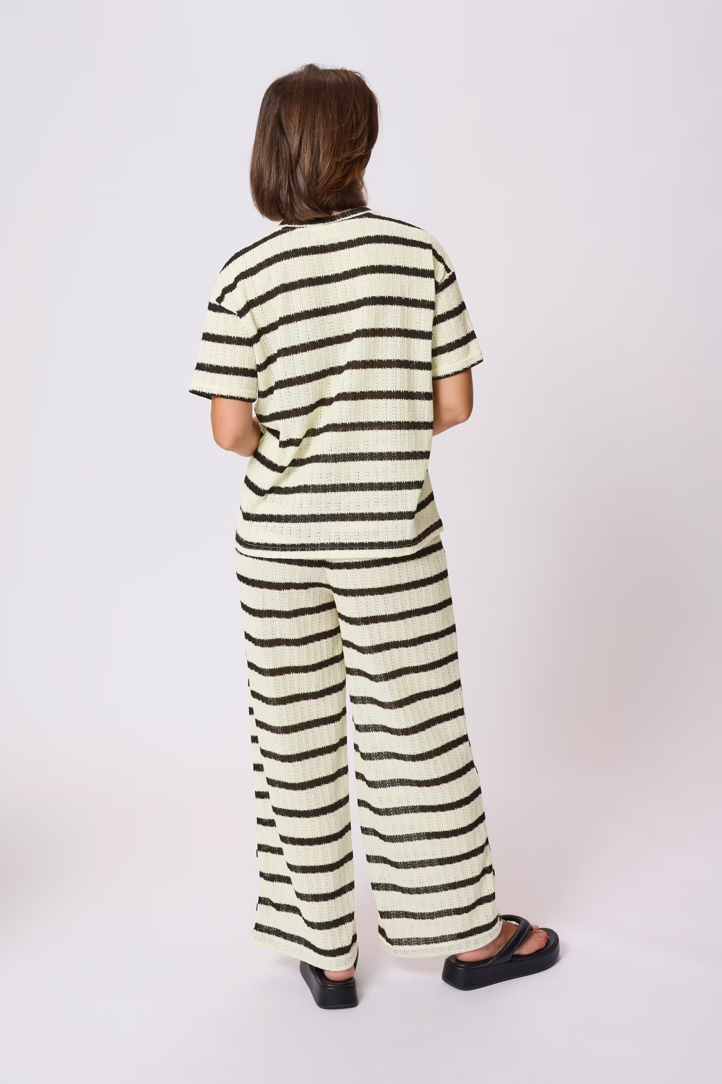 KAedith T-shirt LOOKBOOK BACK 10509969-107485