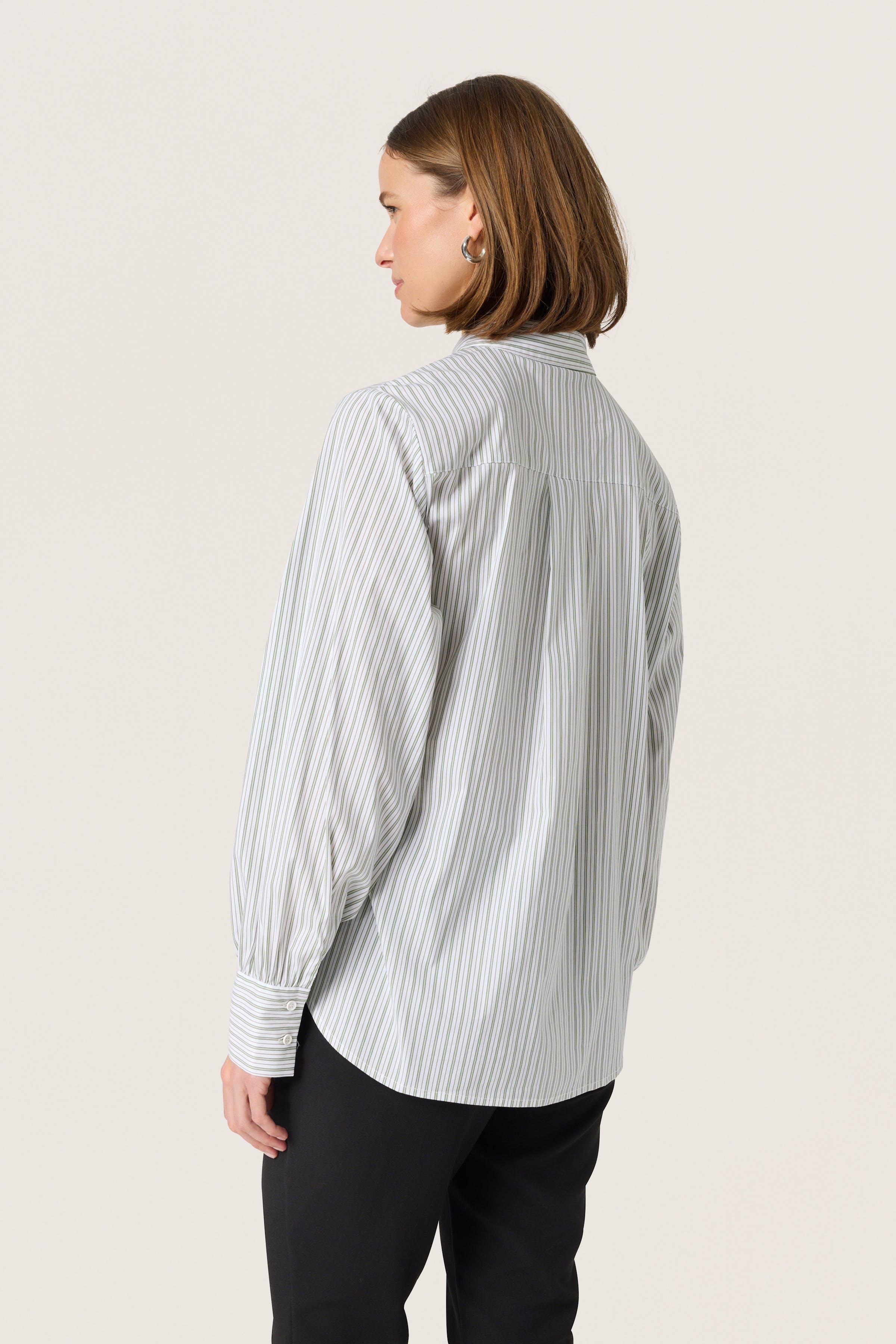 SLHelen Shirt LOOKBOOK BACK 30408445-303938