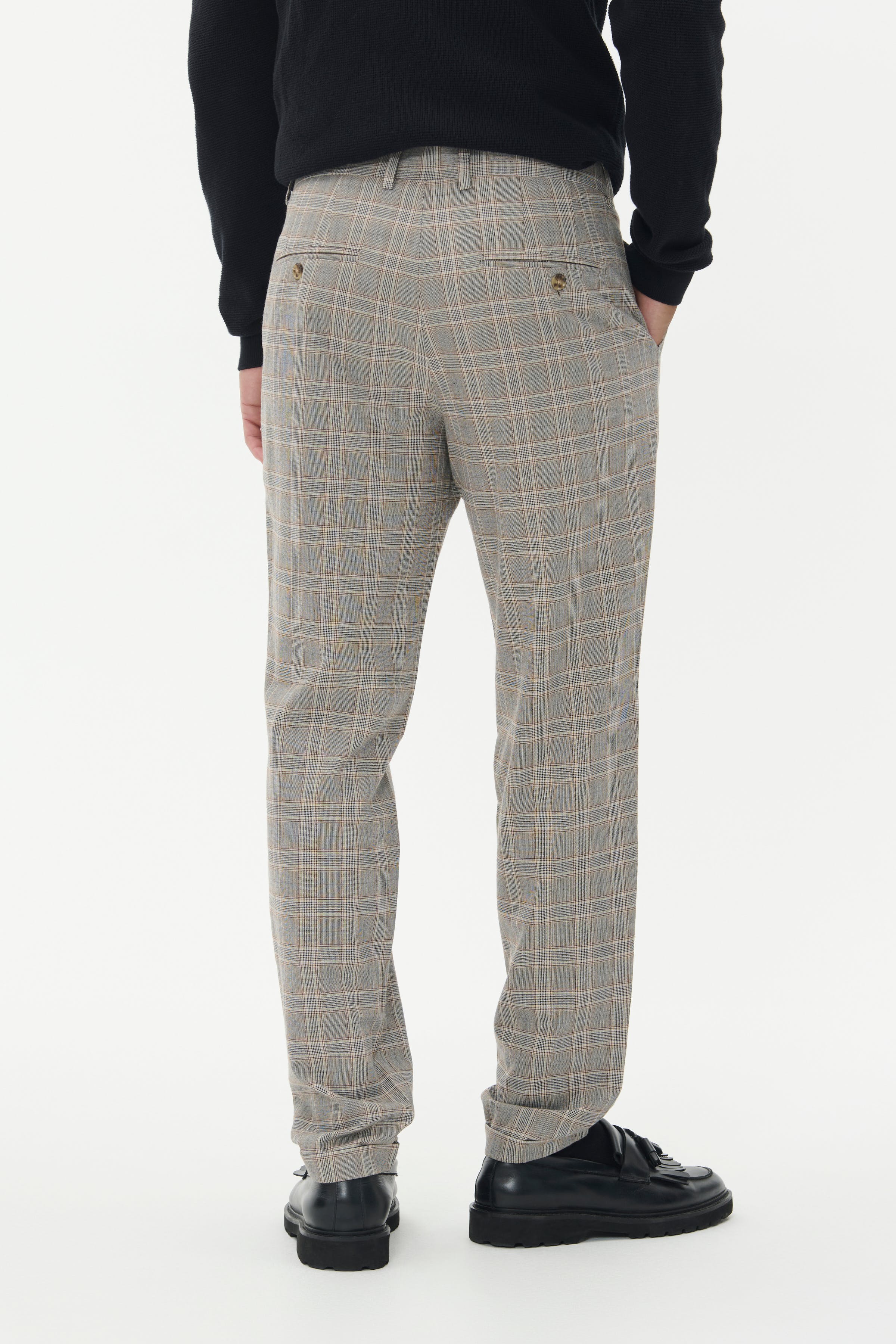 MAliam Trousers LOOKBOOK BACK 30207329-190808