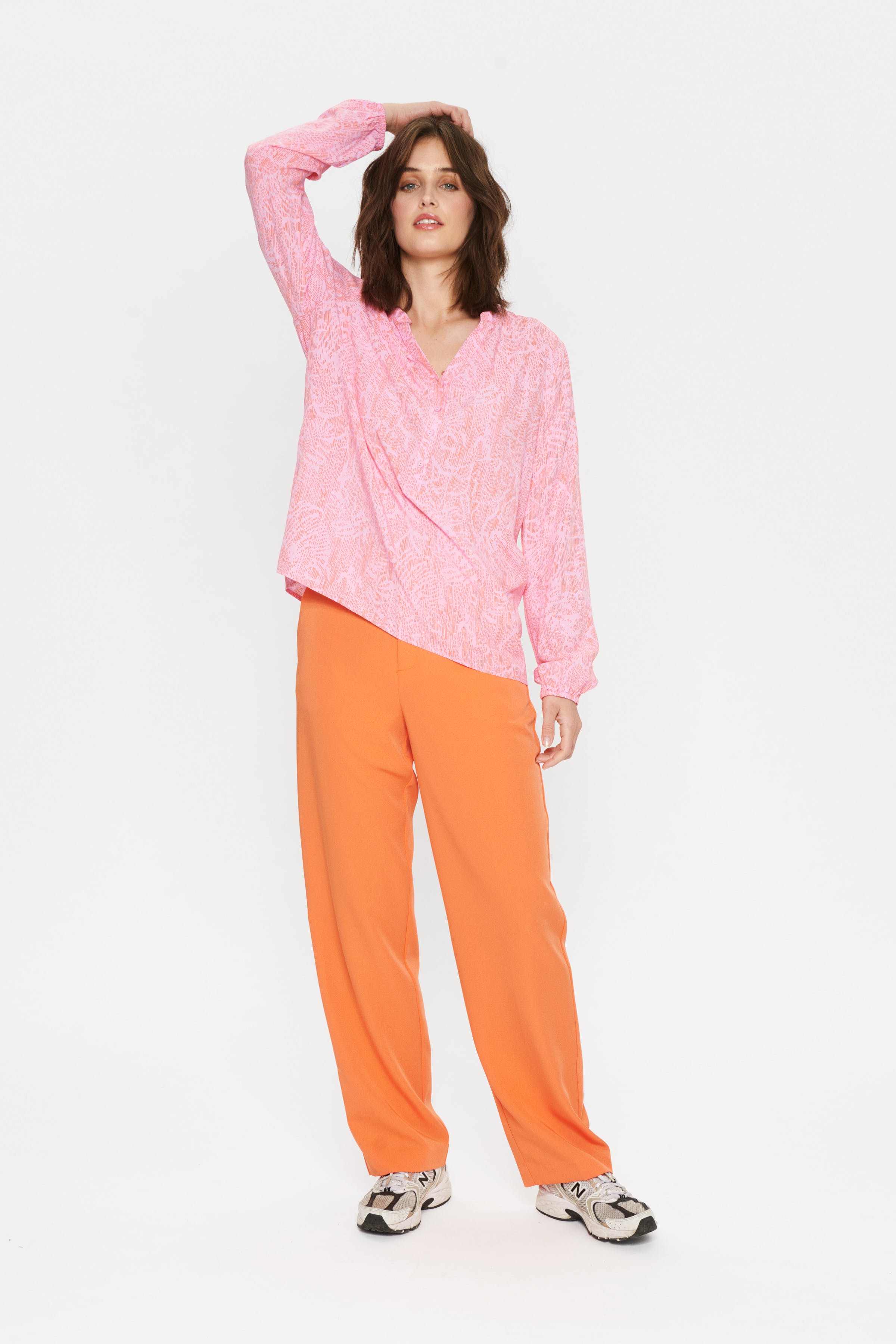 EdaSZ Shirt LOOKBOOK FRONT 30511901-600399