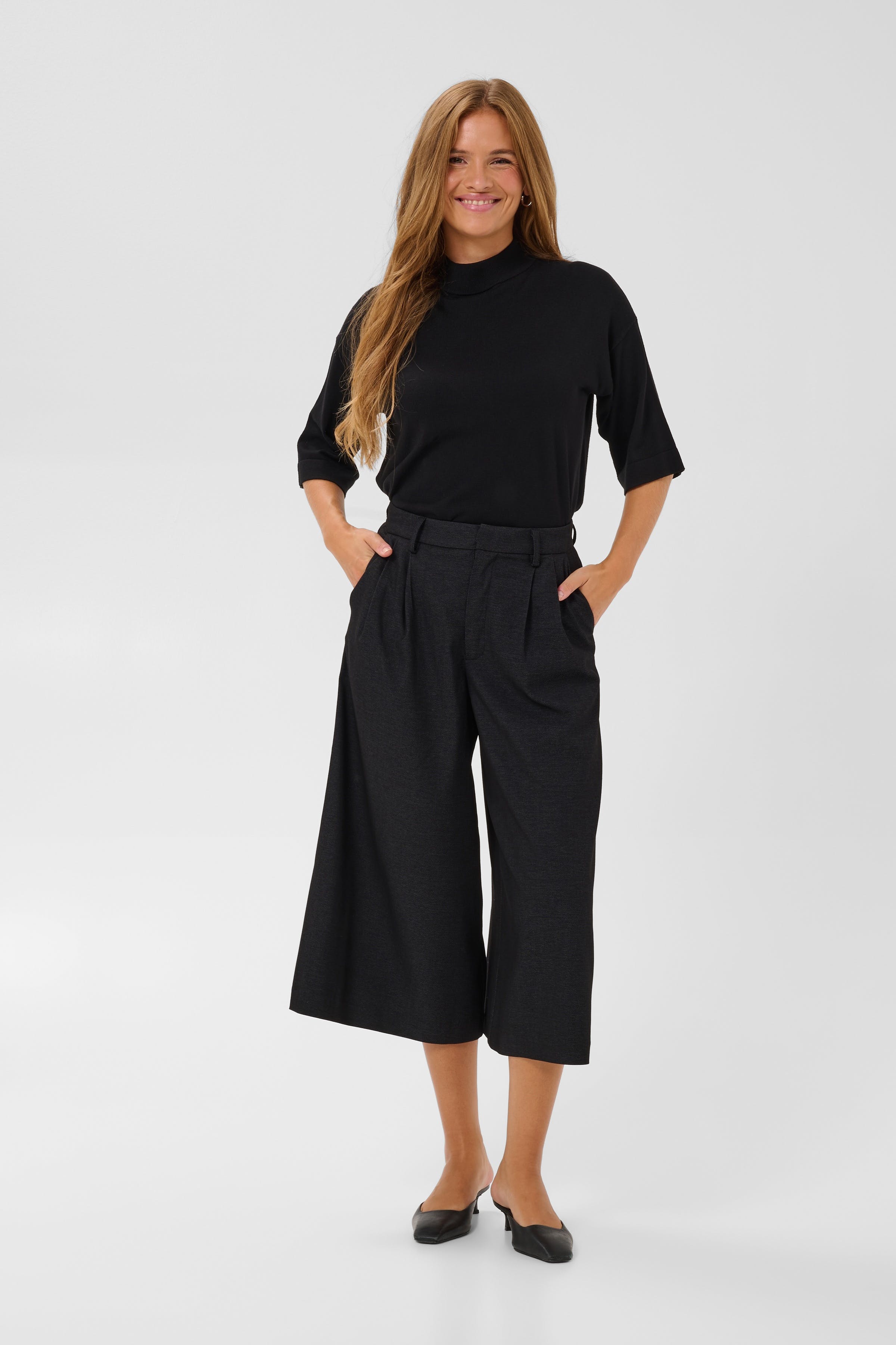 KAgabby Bukser LOOKBOOK FRONT 10512283-100125