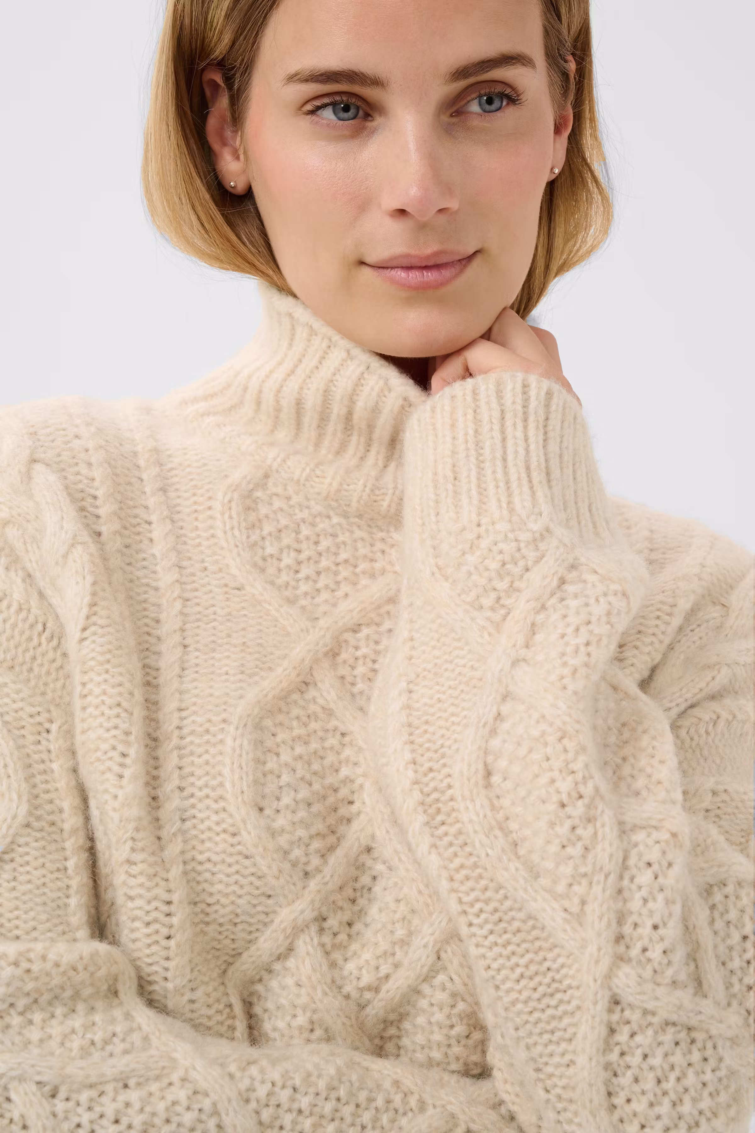 ChannaPW Pullover LOOKBOOK DETAIL 30310840-1203041