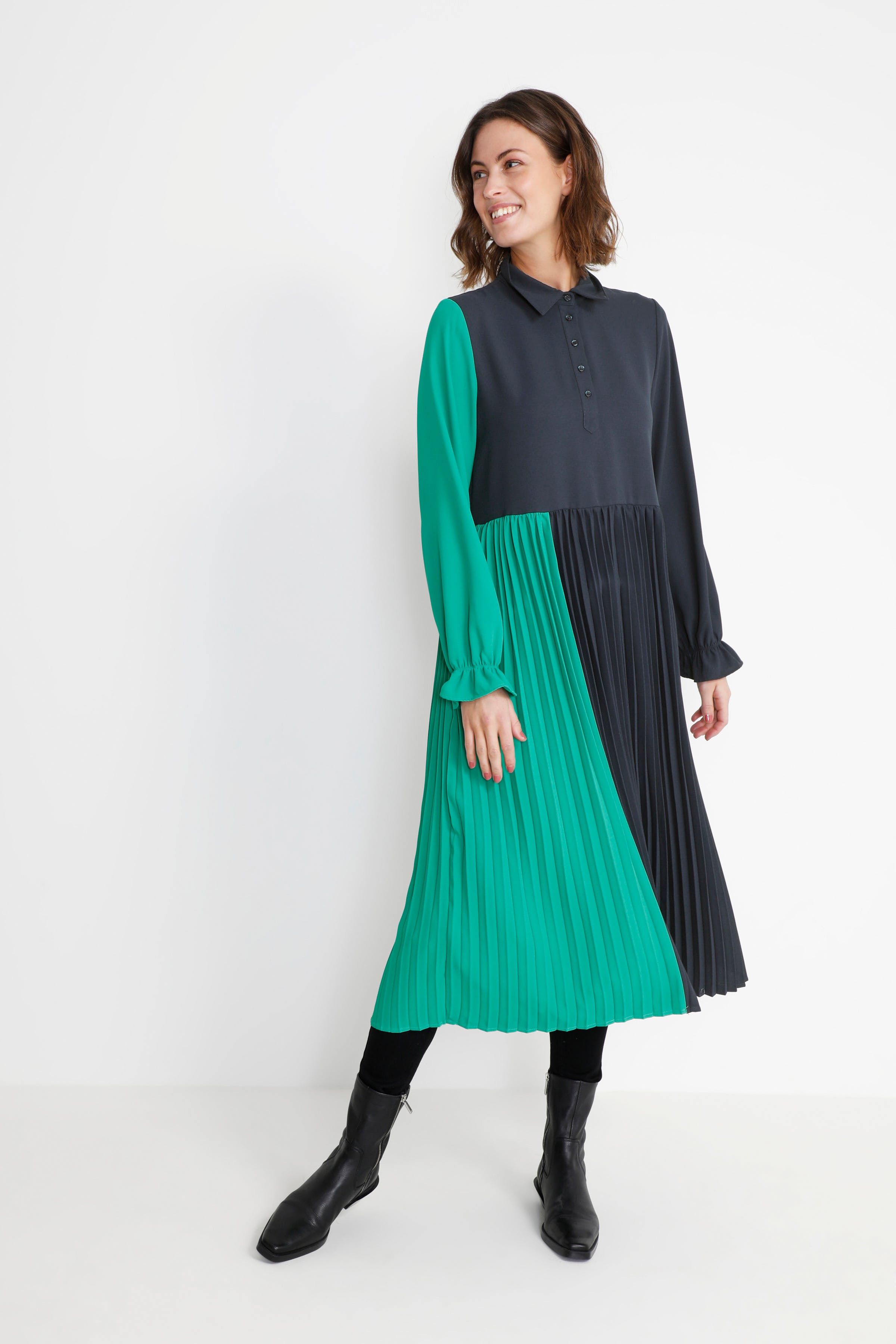 CUbetty Jurk LOOKBOOK FRONT 50108039-194011