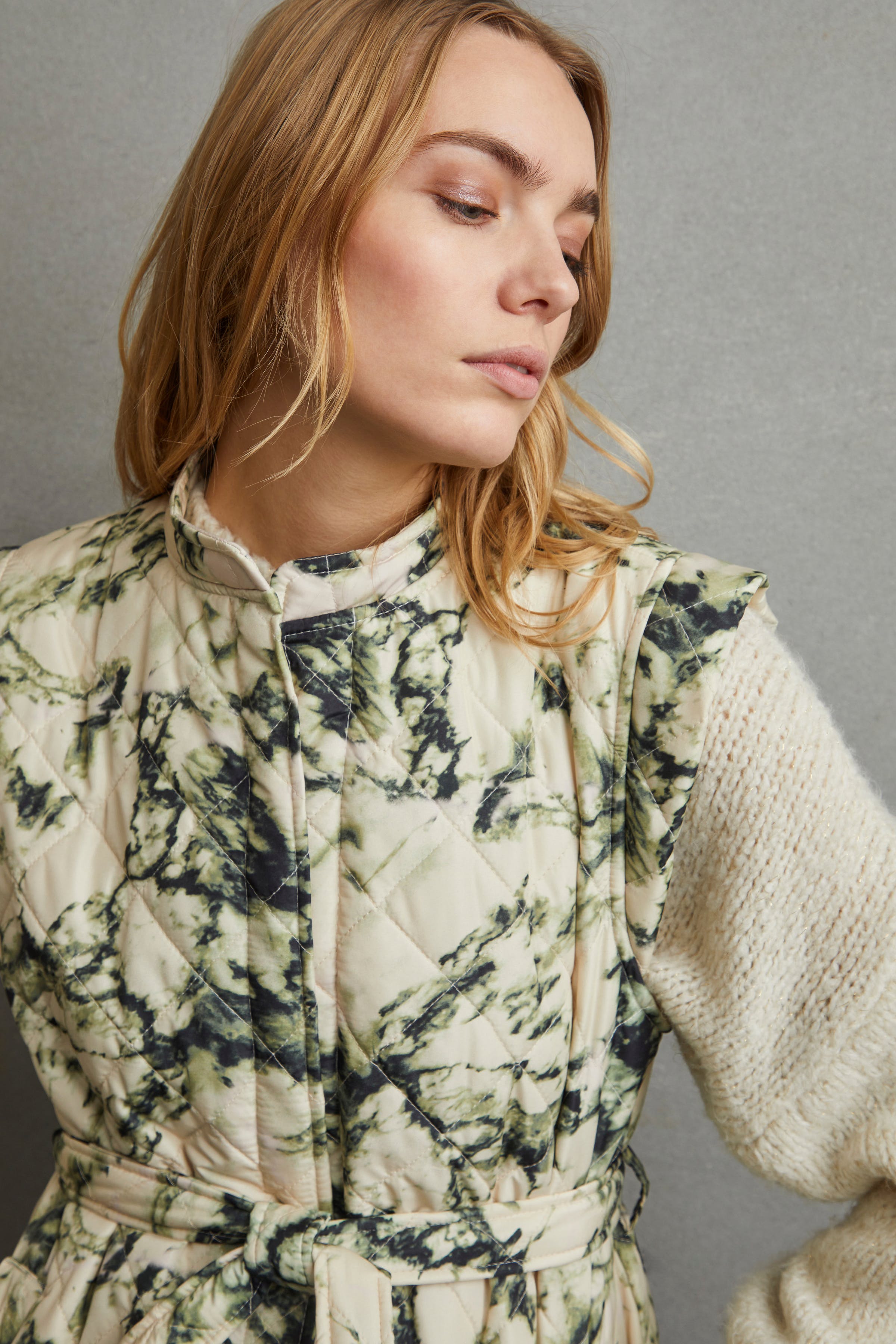 SBLUCA Weste oberbekleidung LOOKBOOK DETAIL 22100023-130907