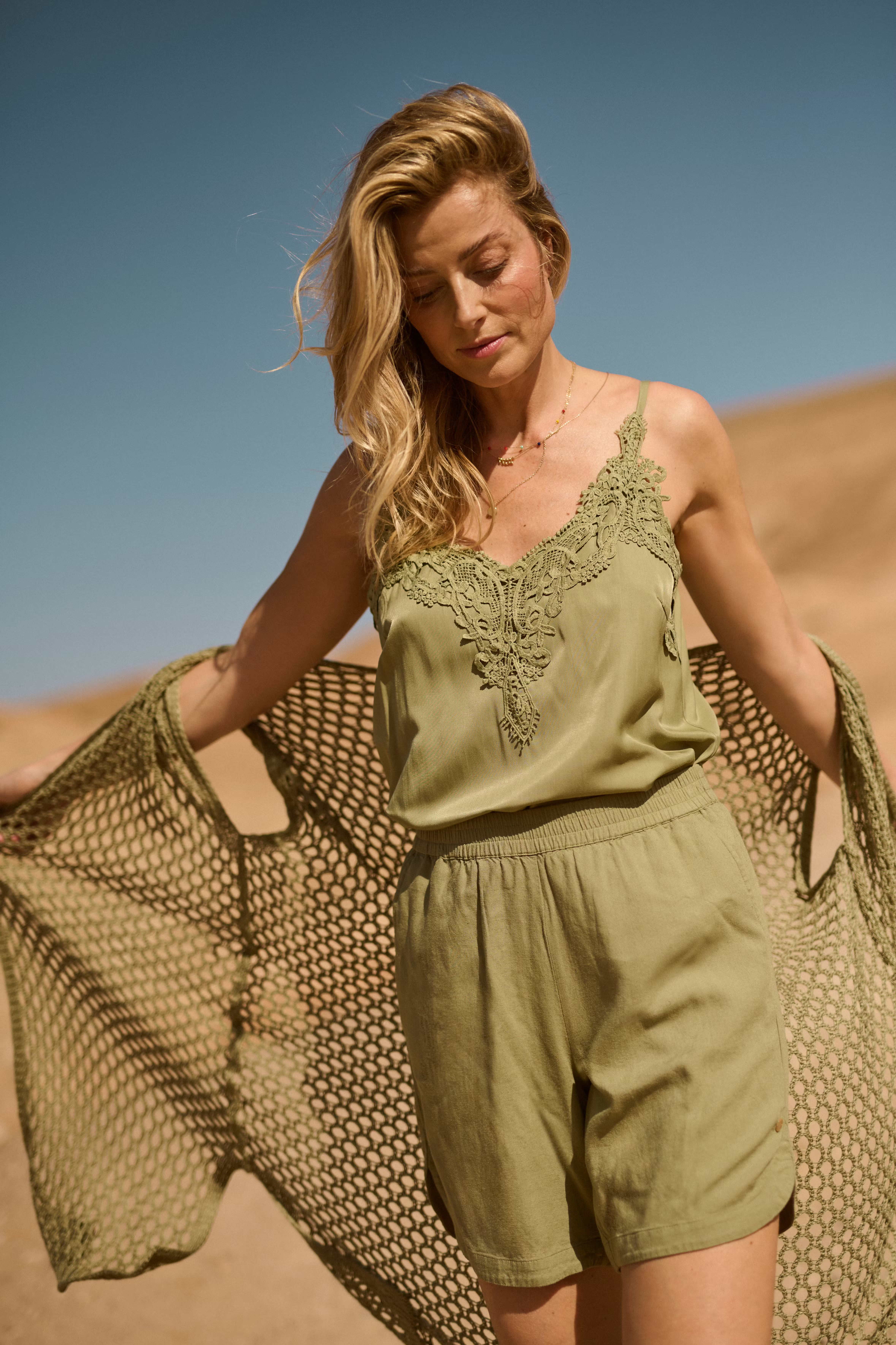 CRVenta Linen Shorts LOCATION NONE 10612576-170115