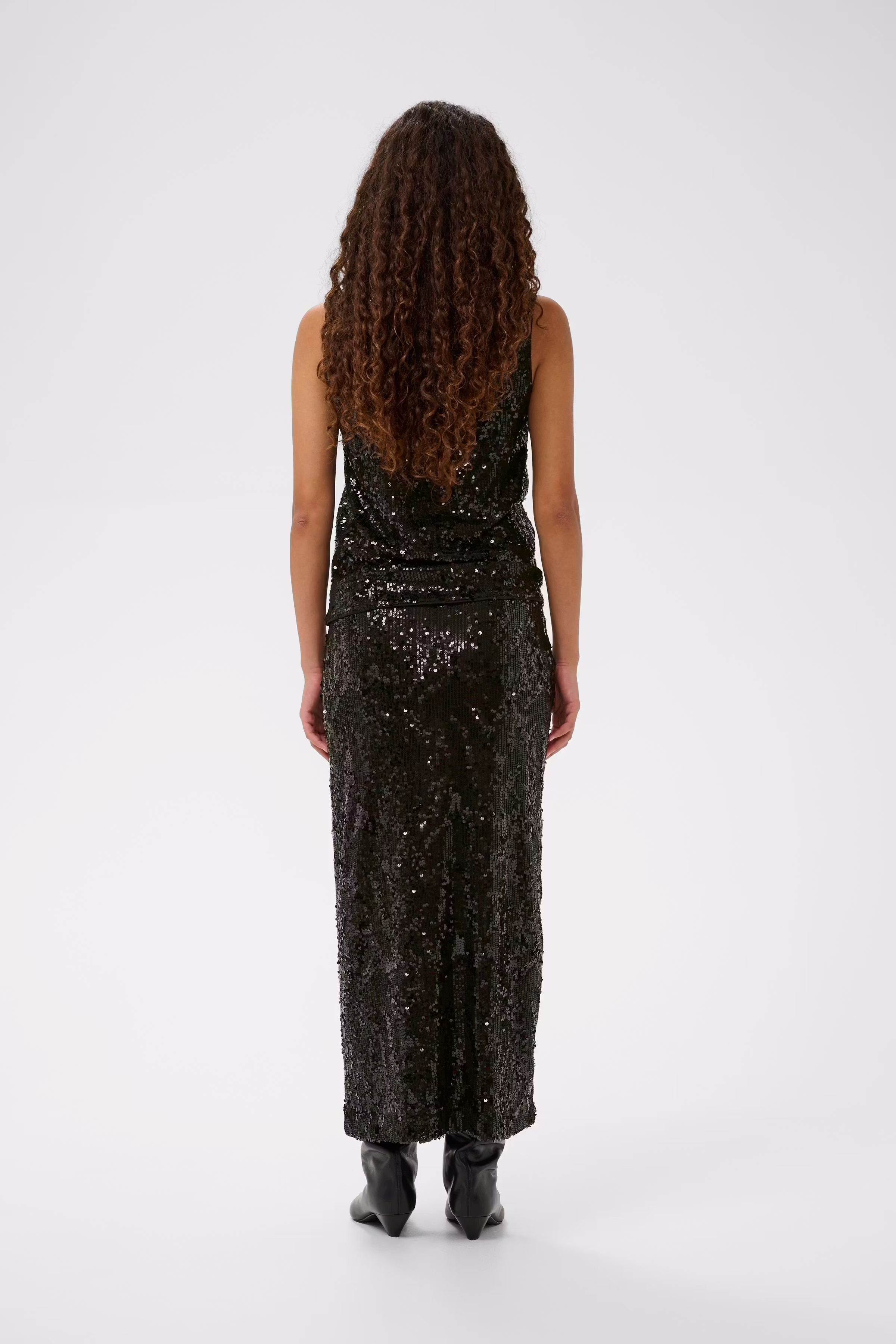 KIMBAIW Pailletten Top LOOKBOOK BACK 30112127-194008