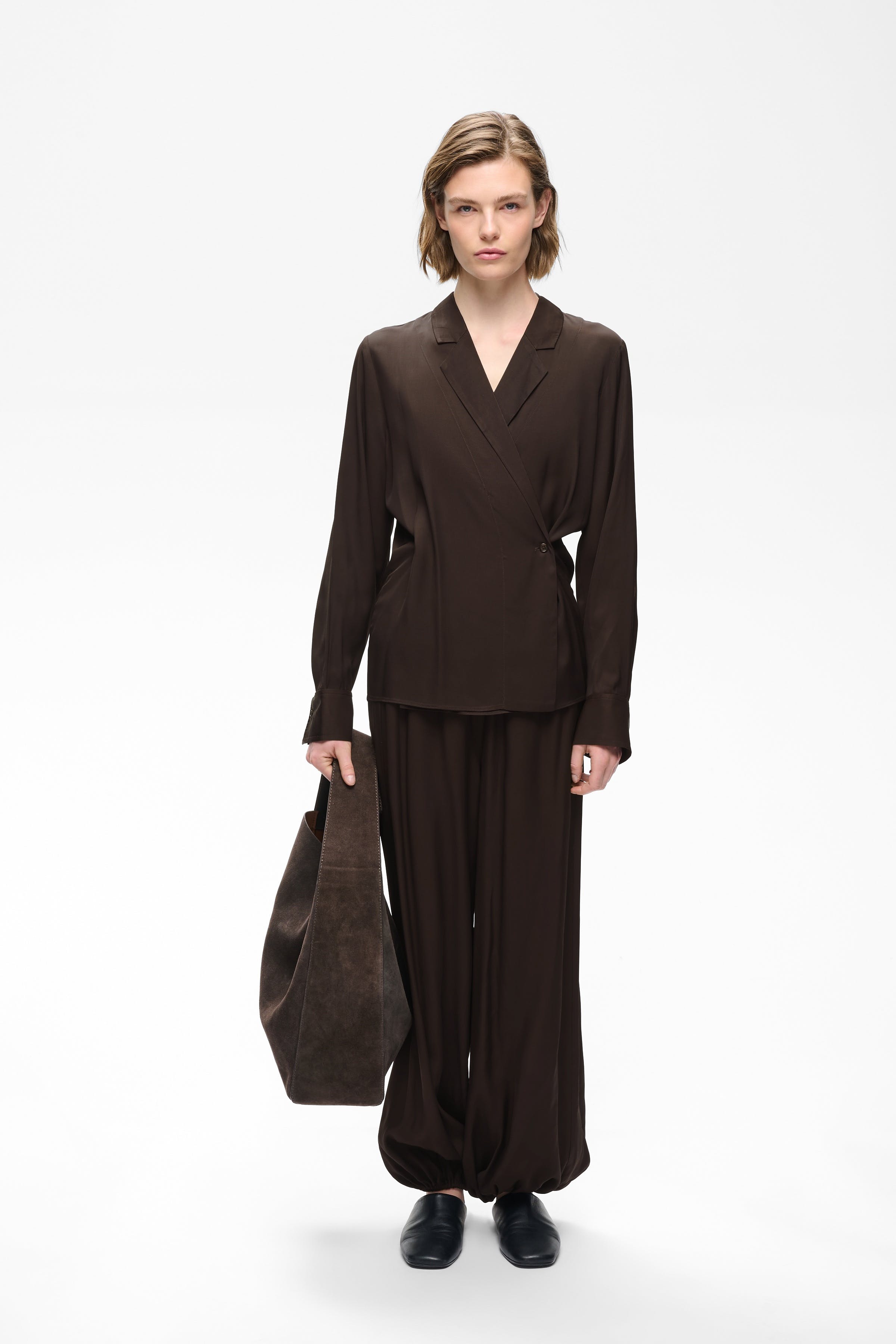 MERYLIW Blus LOOKBOOK FRONT 30112842-191109