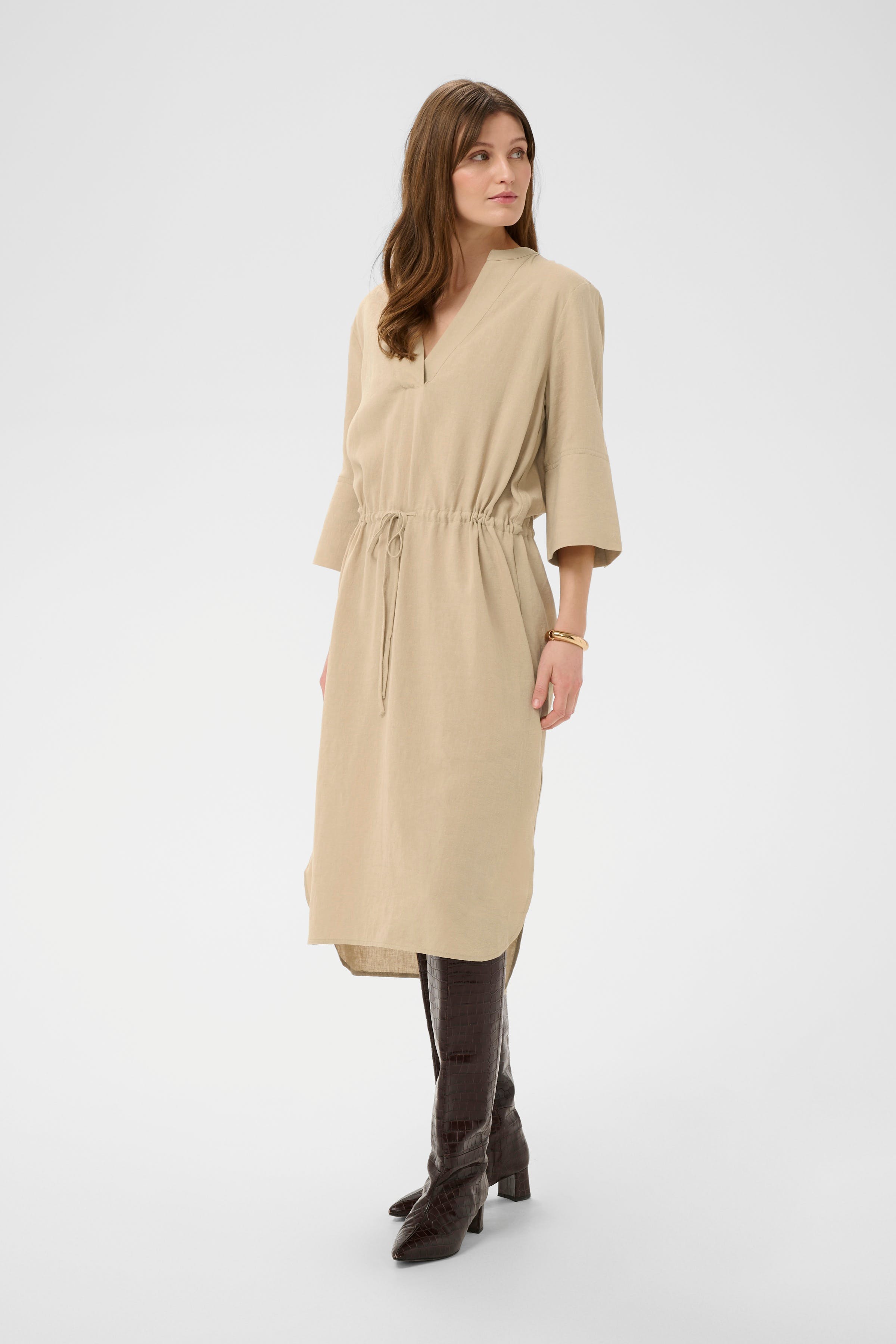 SLAria Kjole LOOKBOOK FRONT 30409128-151307