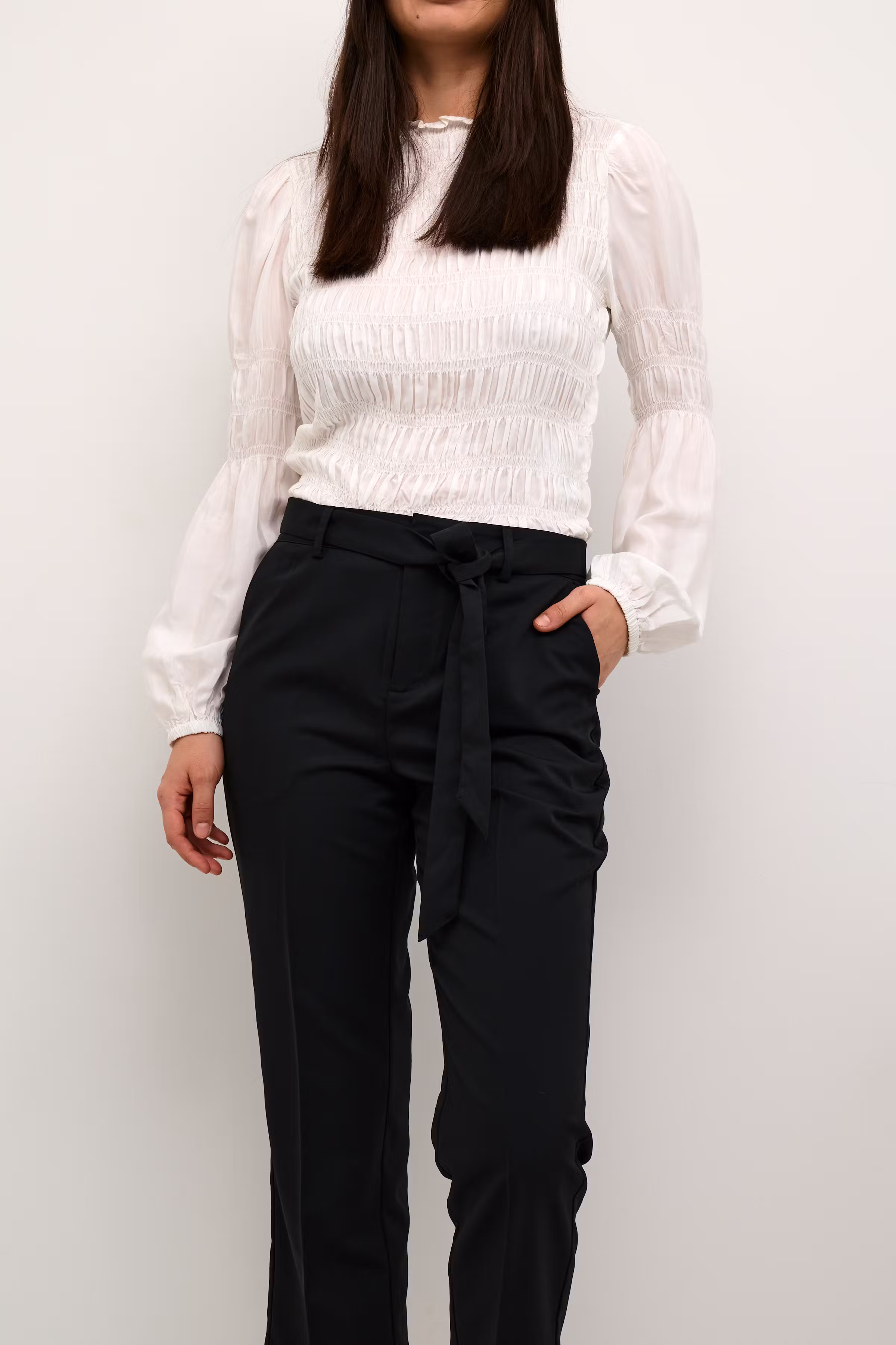CRWanne Trousers LOOKBOOK DETAIL 10612785-100120