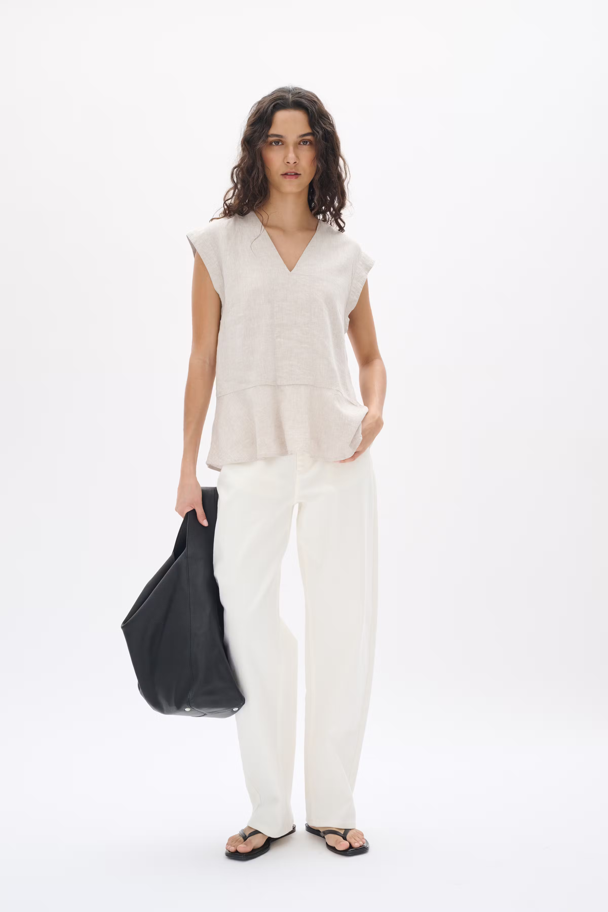 RimoneIW Linen Top LOOKBOOK FRONT 30110361-1304031