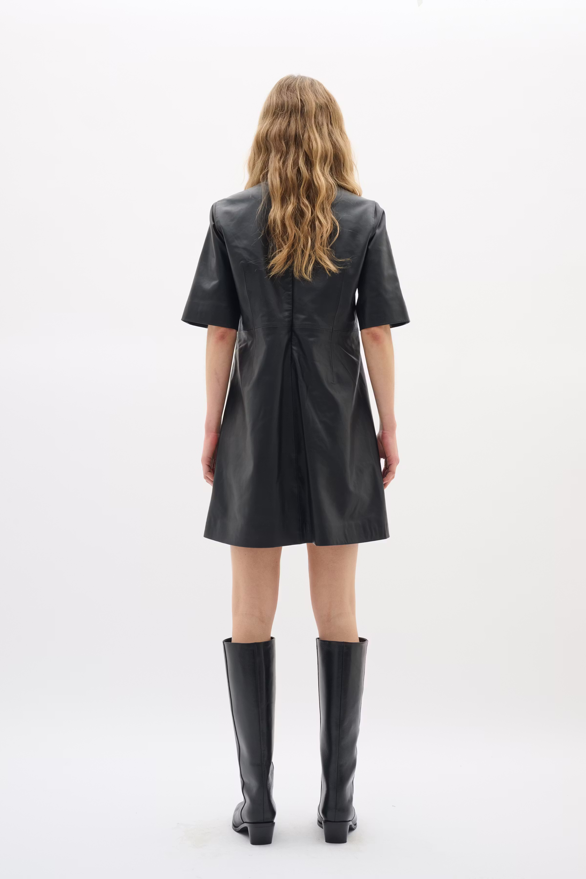 BrodiaIW Kjole LOOKBOOK BACK 30110998-194008