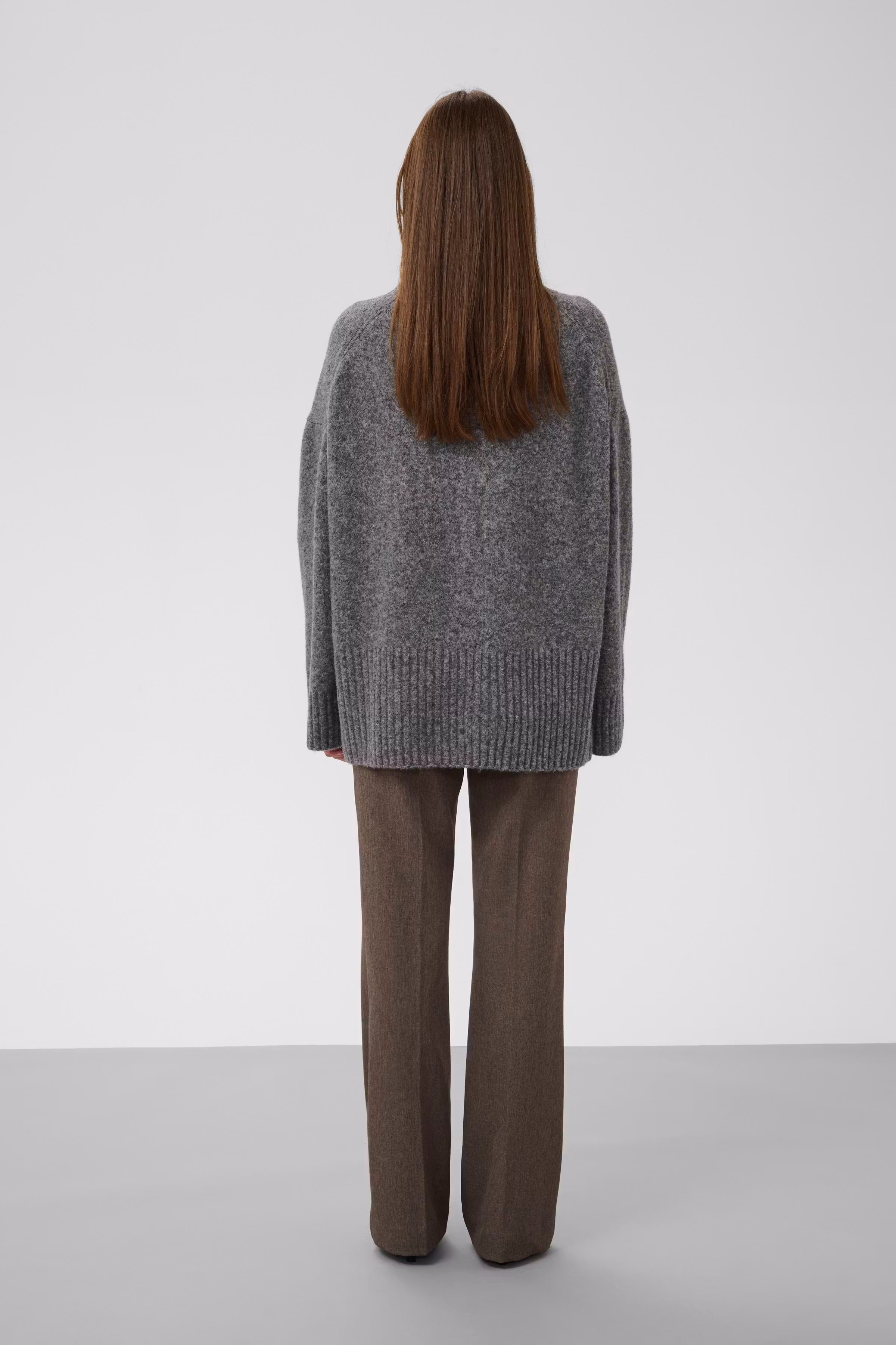 SLBean Pullover LOOKBOOK BACK 30409766-303161