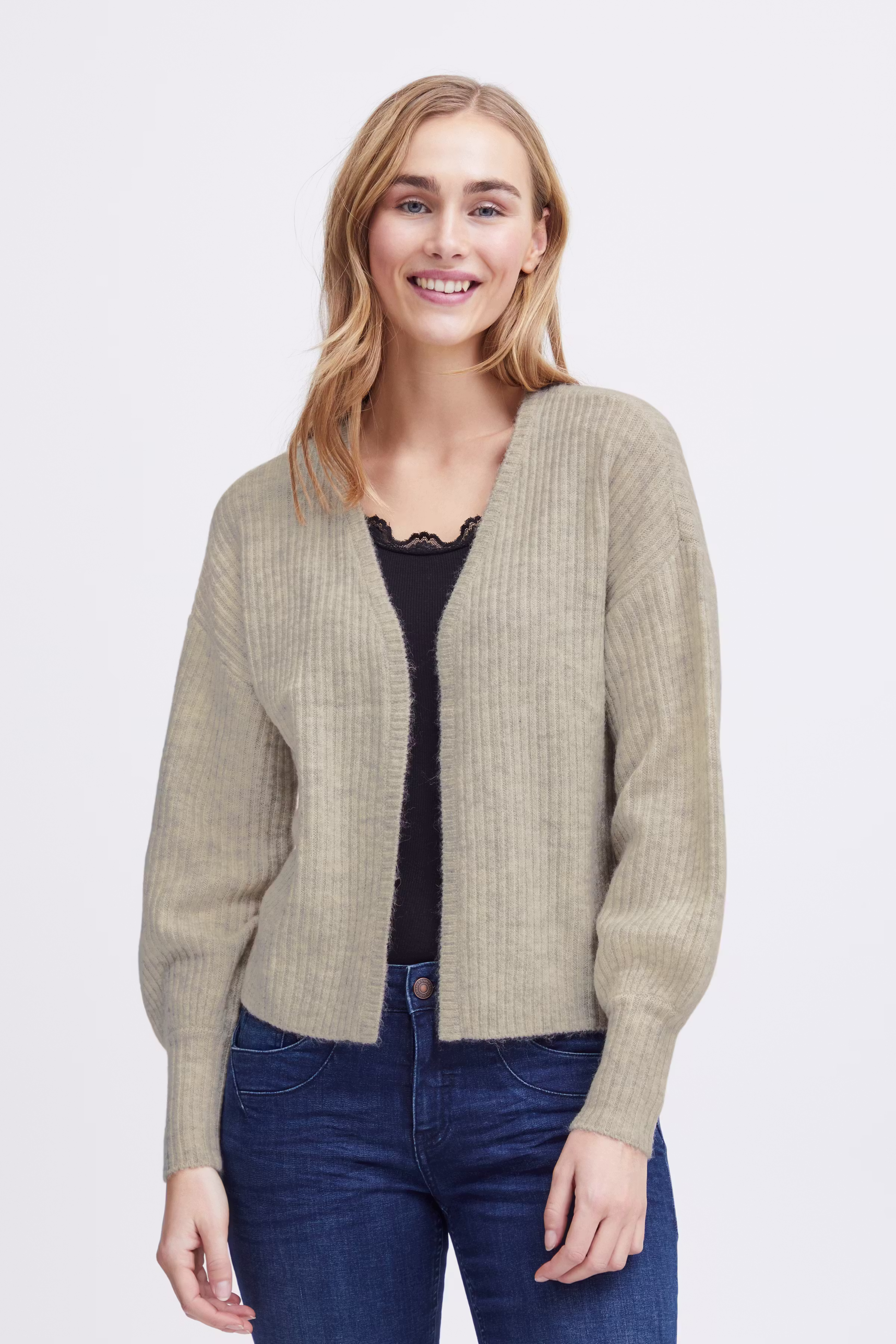 FRELVIRA Cardigan LOOKBOOK FRONT 20613277-200662