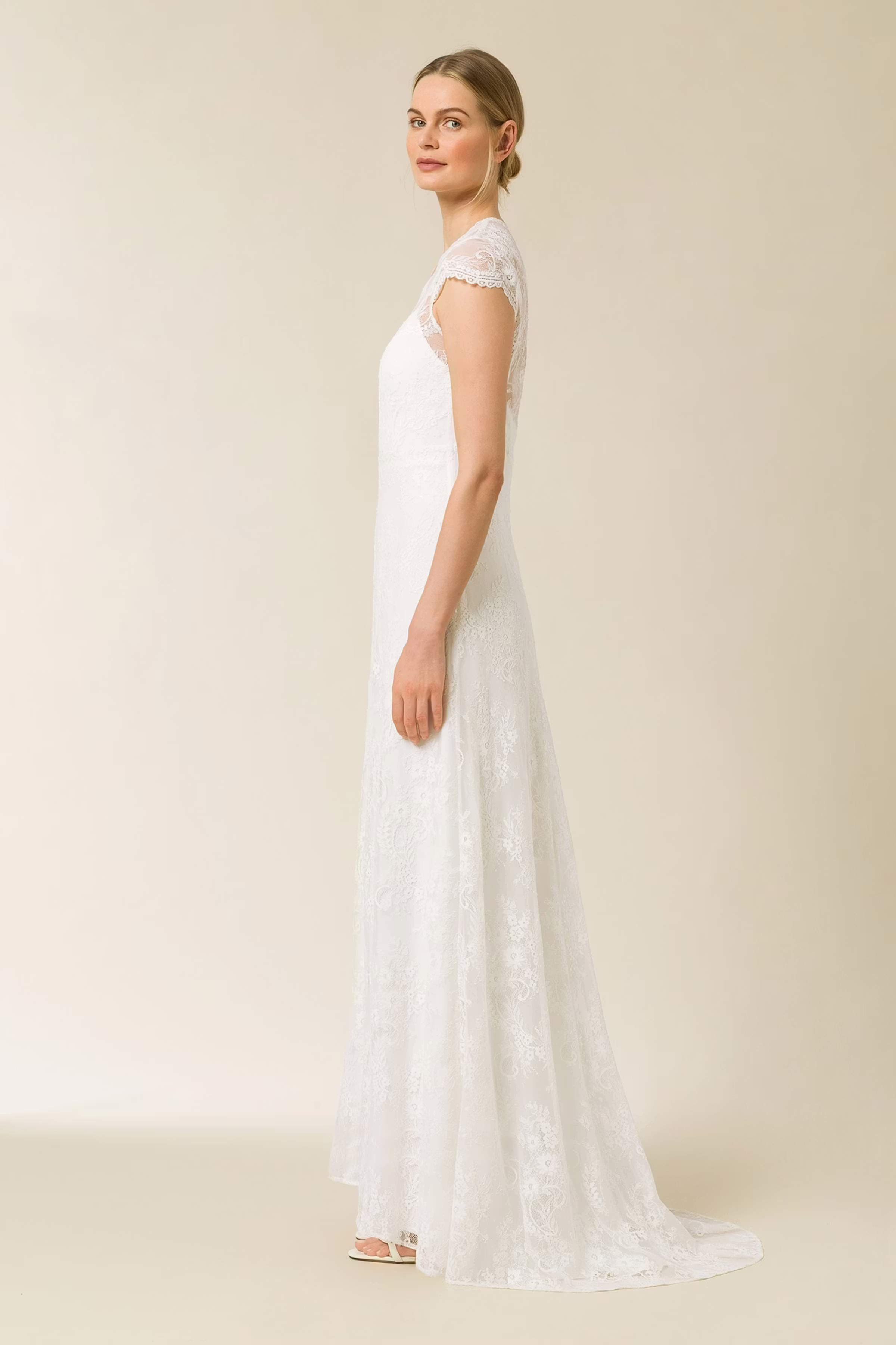 BRIDAL Dress LOOKBOOK FRONT 30600187-WH010