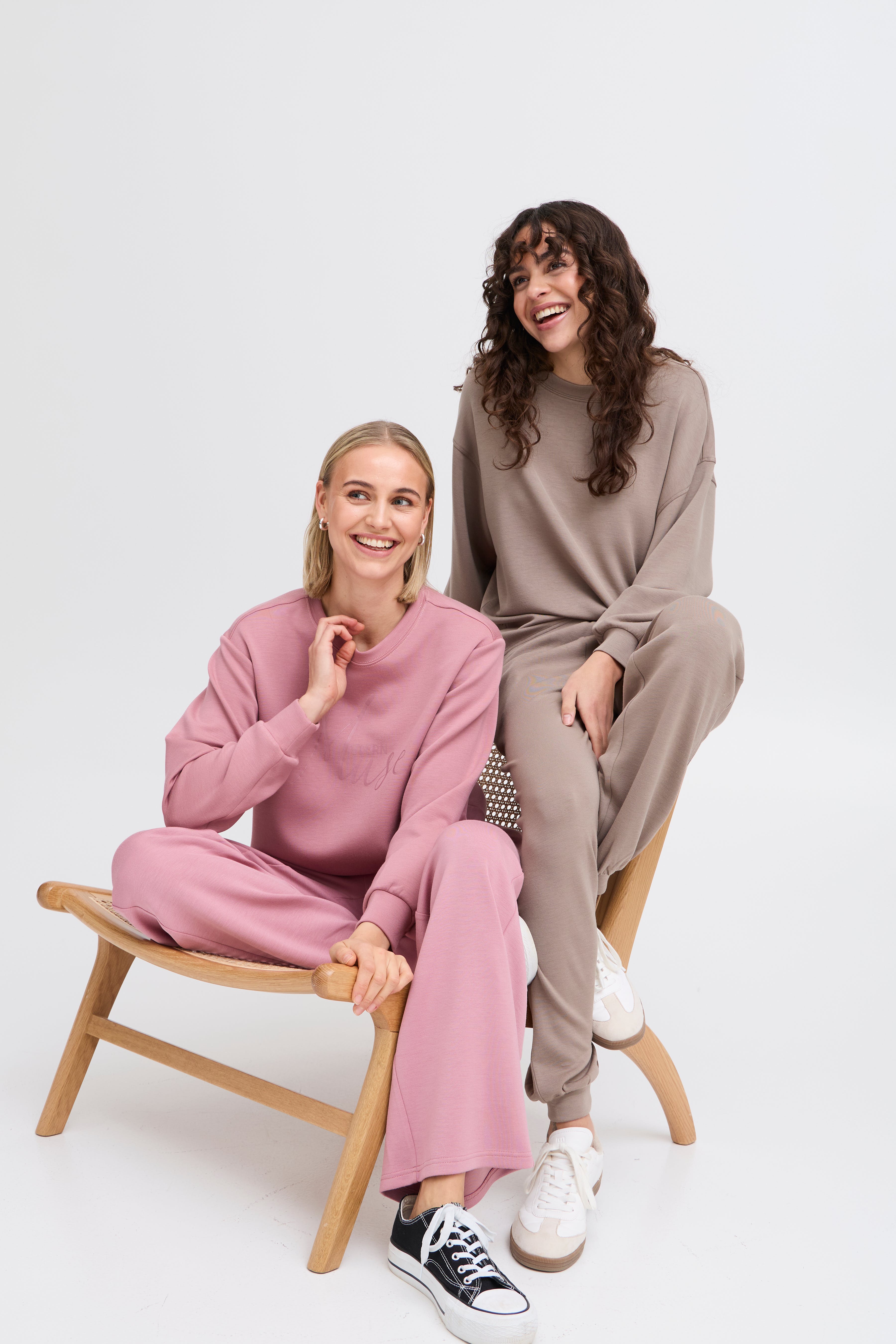 FRAURORA PA 3 Casual Hose LOCATION NONE 20615555-181110