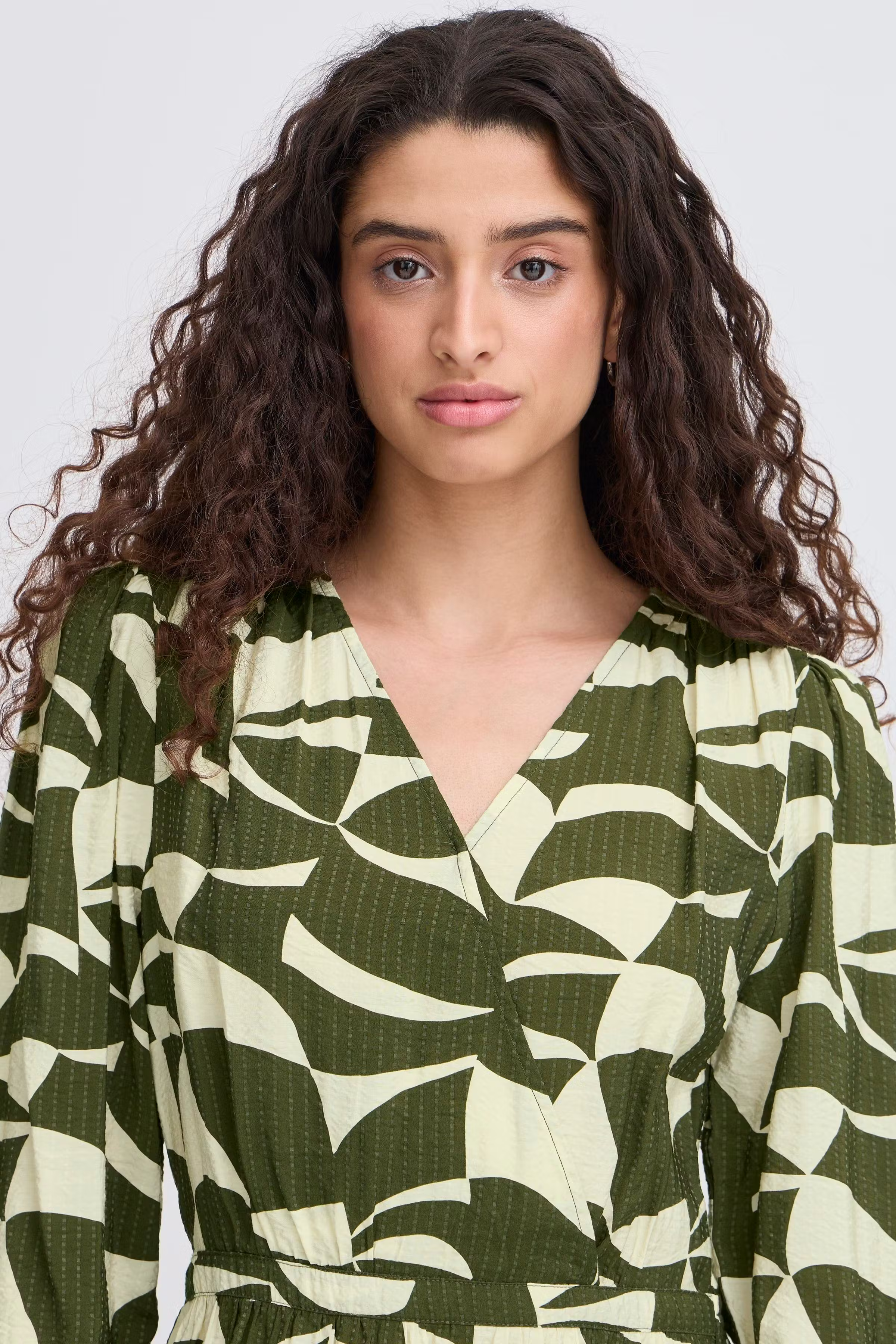 IHLISADORA Kleid LOOKBOOK DETAIL 20124282-900000701