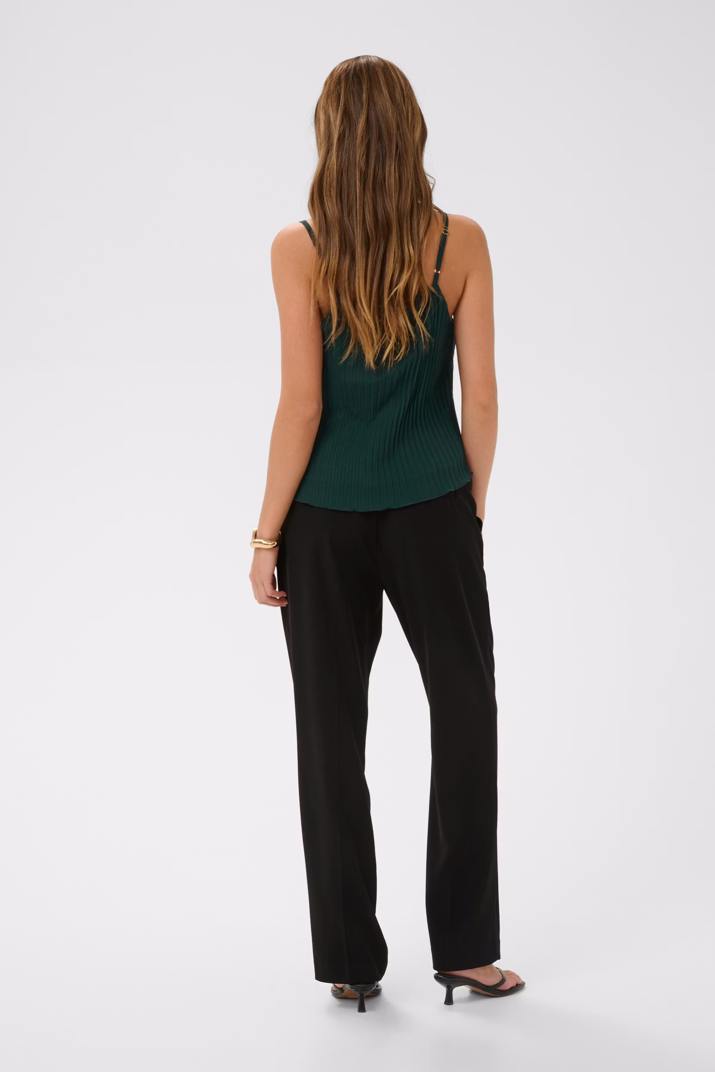 CUuni Top LOOKBOOK BACK 50113512-195220