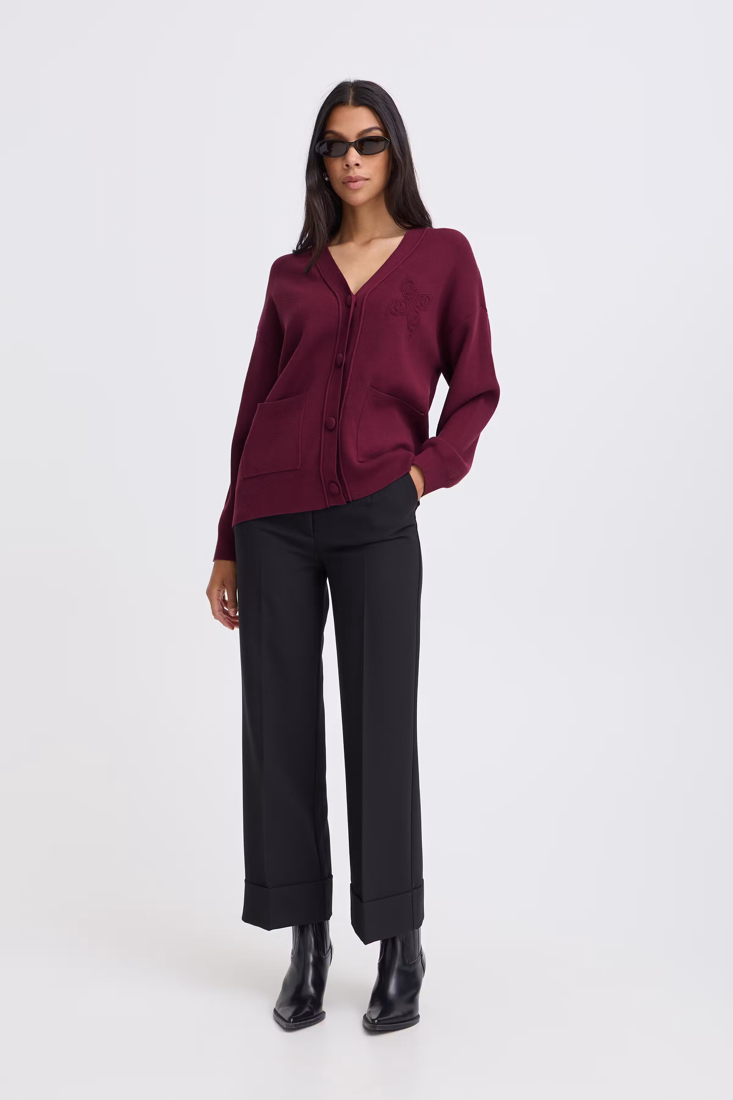 BYOTARI Cardigan LOOKBOOK FRONT 20819160-191718
