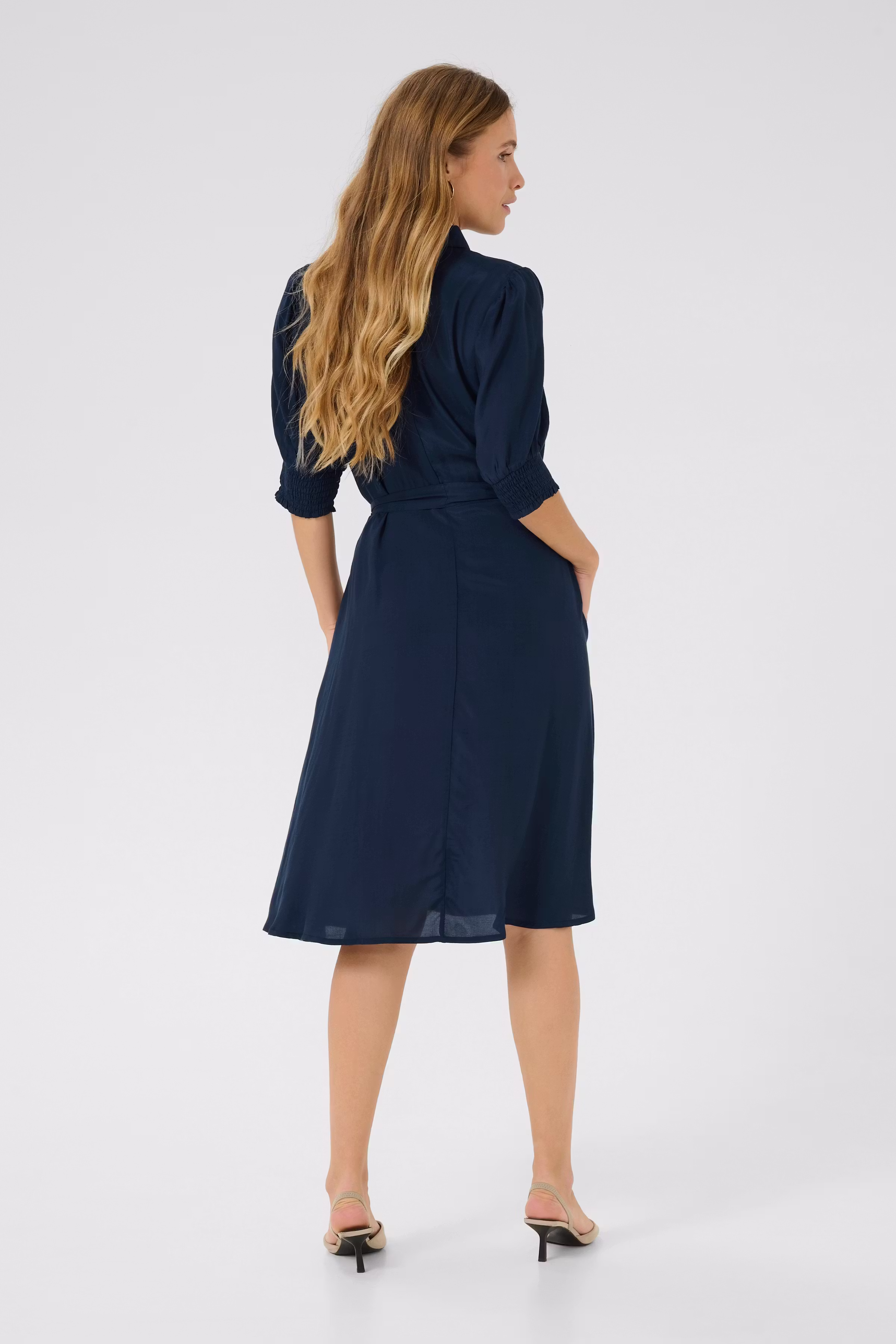 KAemine Kjole LOOKBOOK BACK 10509512-194020