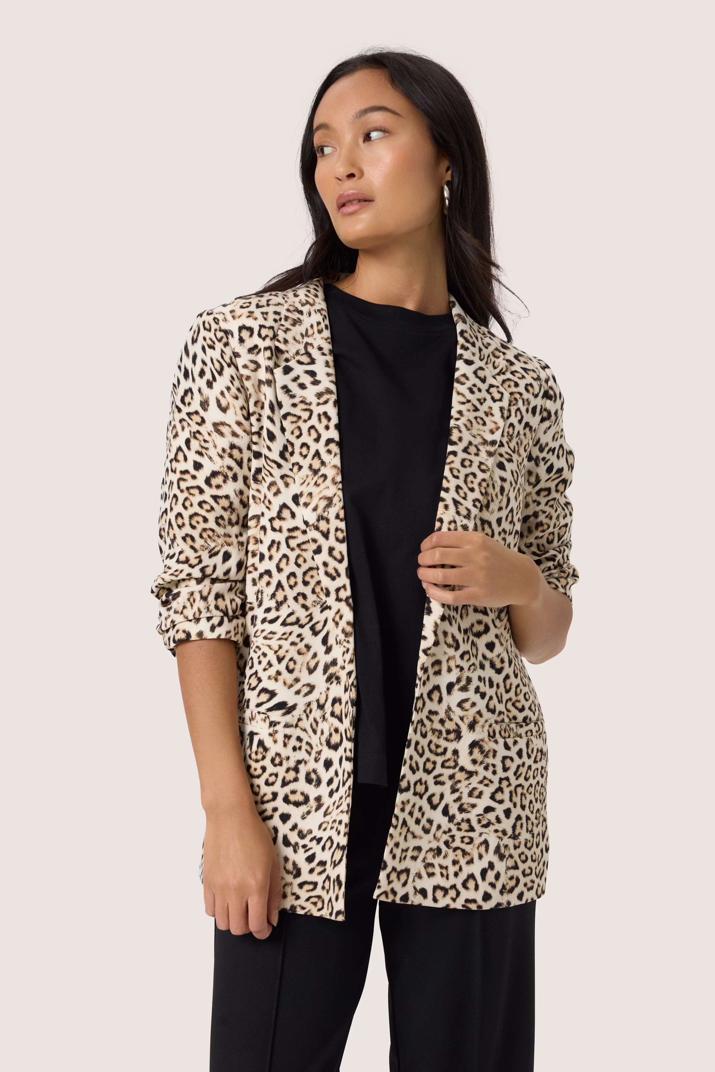 SLShirley Blazer LOOKBOOK FRONT 30405041-303941