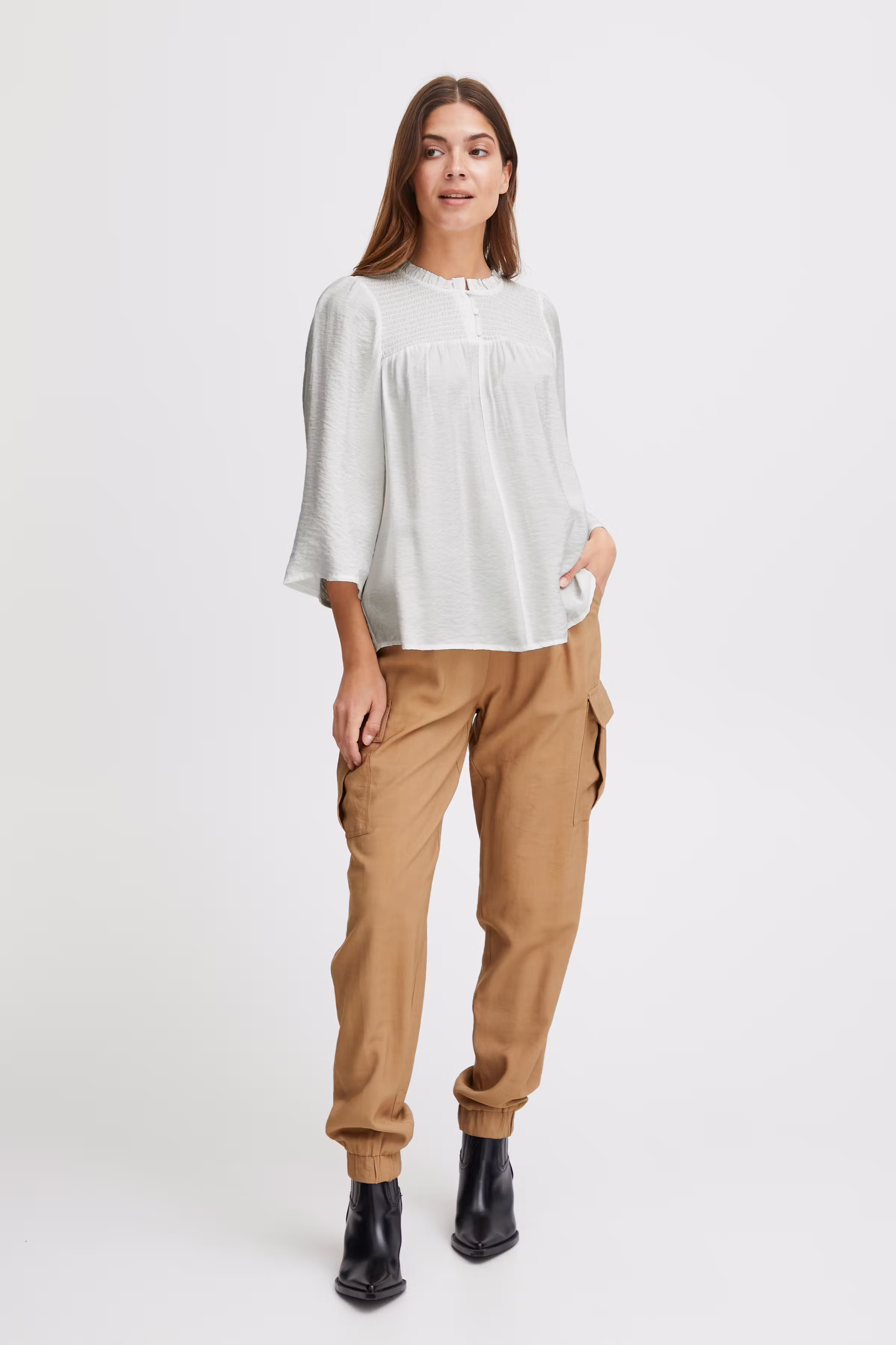 FRMISA Bluse LOOKBOOK FRONT 20612436-110602