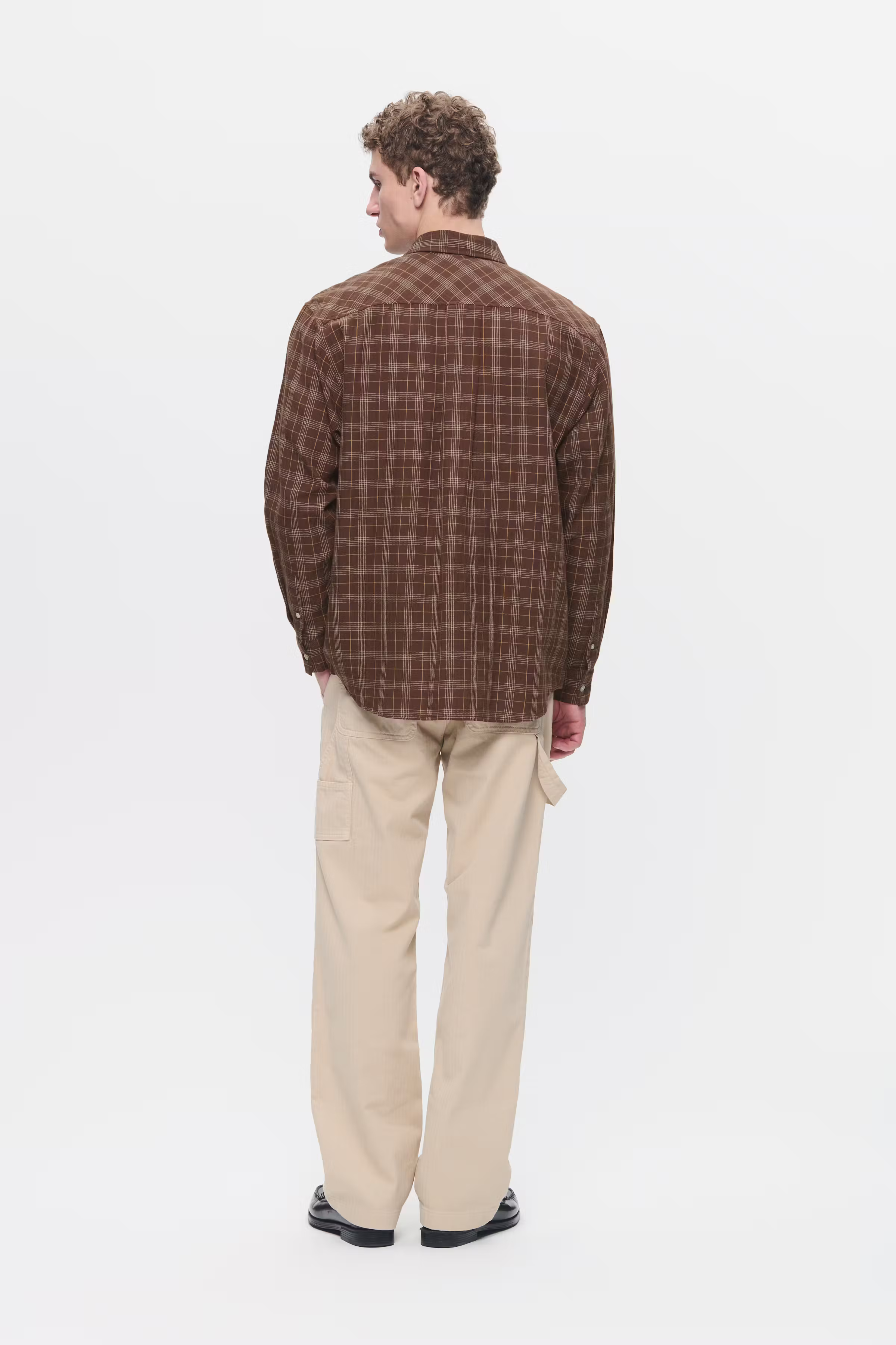 WWDay Shirt LOOKBOOK BACK 30250055-191218