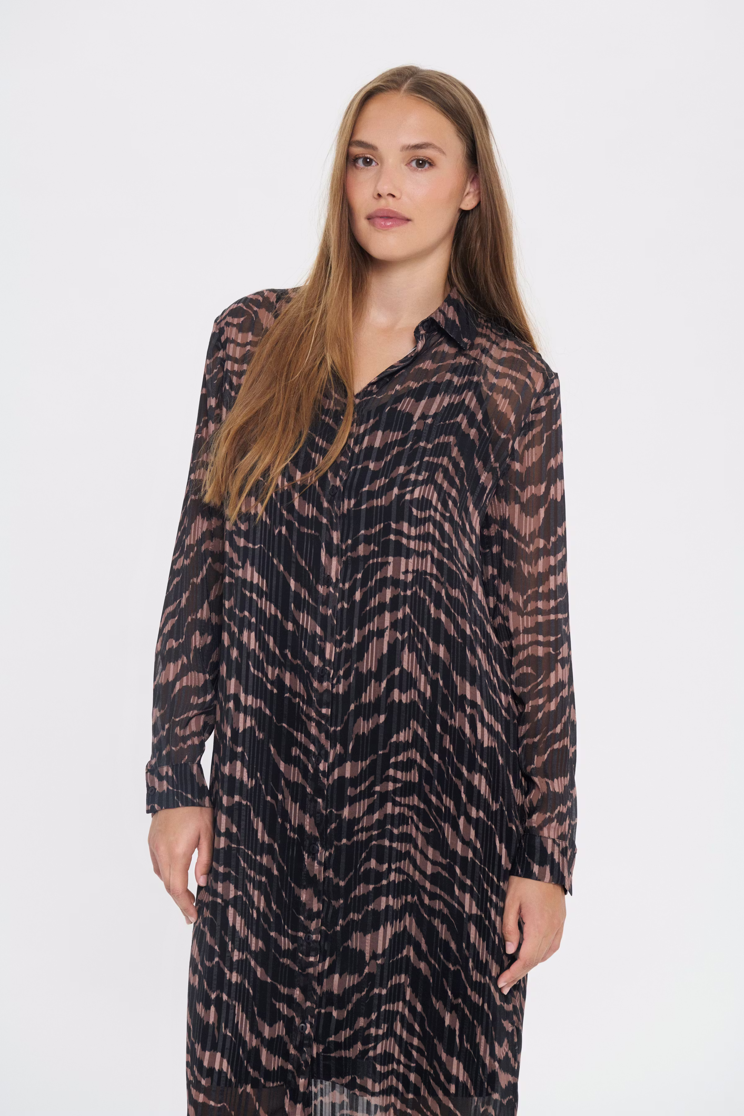 NestaSZ Kjole LOOKBOOK FRONT 30514572-304346