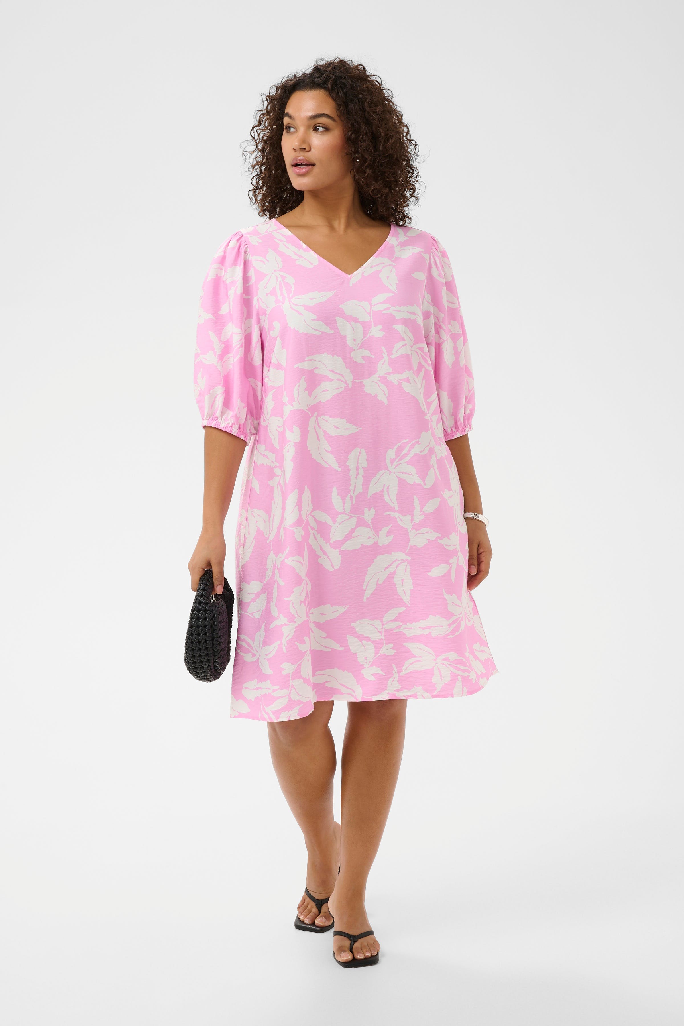 KCmarla Klänning LOOKBOOK FRONT 10584071-109520