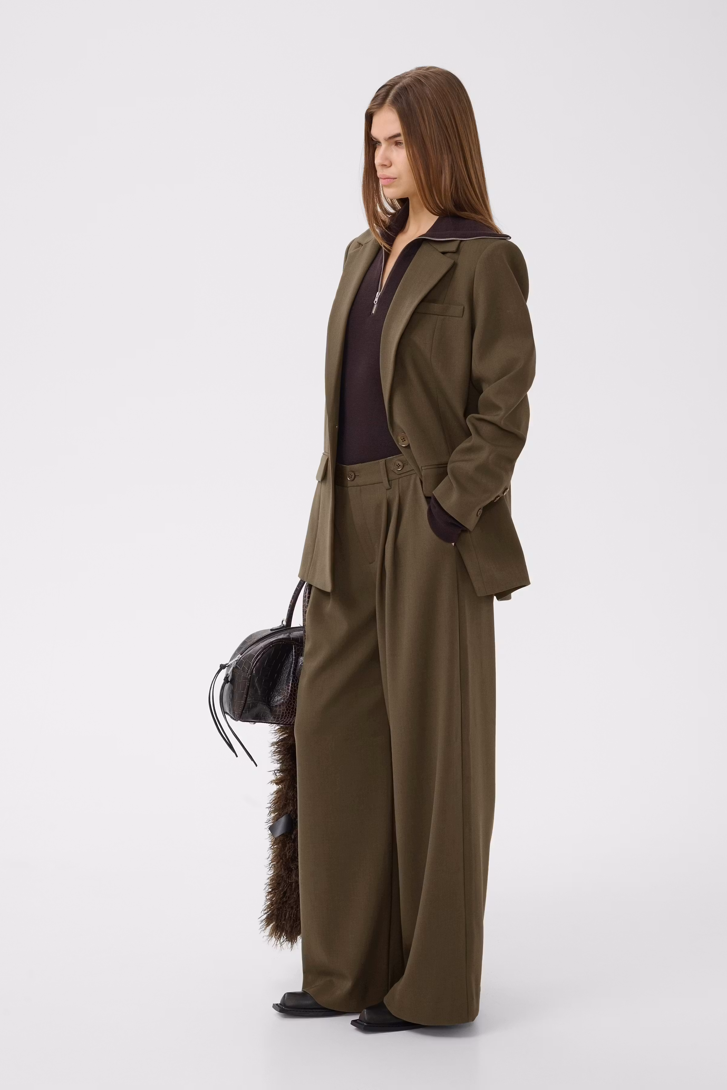 GZstacy Blazer LOOKBOOK FRONT 10911119-1908141