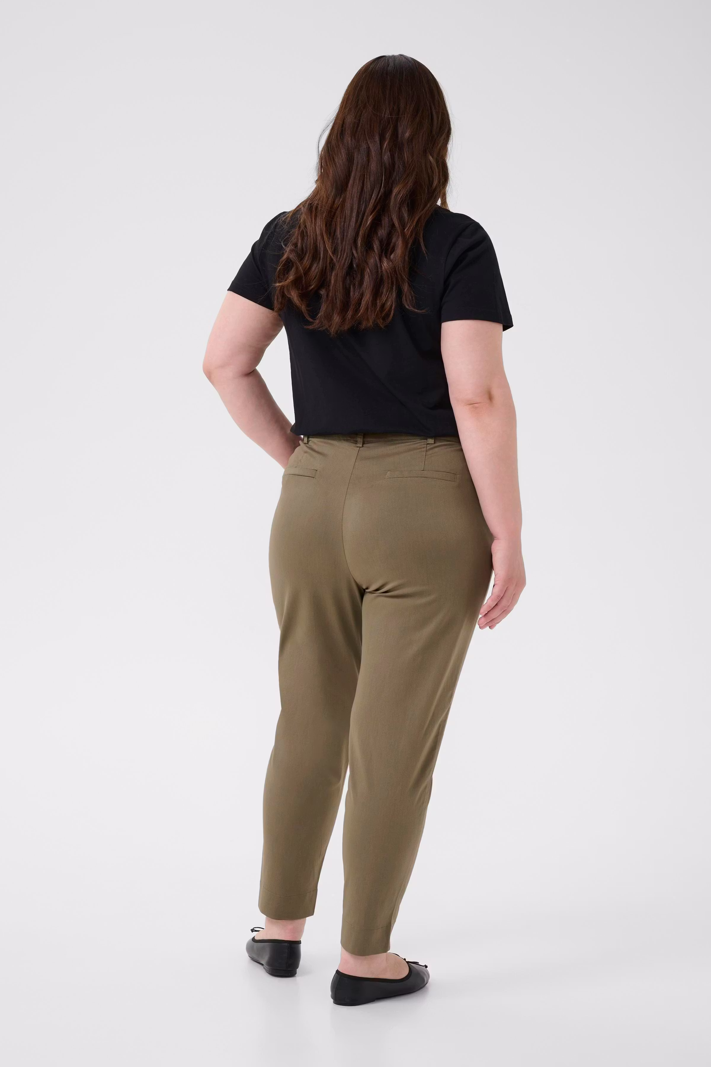 KCleana Bukser LOOKBOOK BACK 10581546-190808