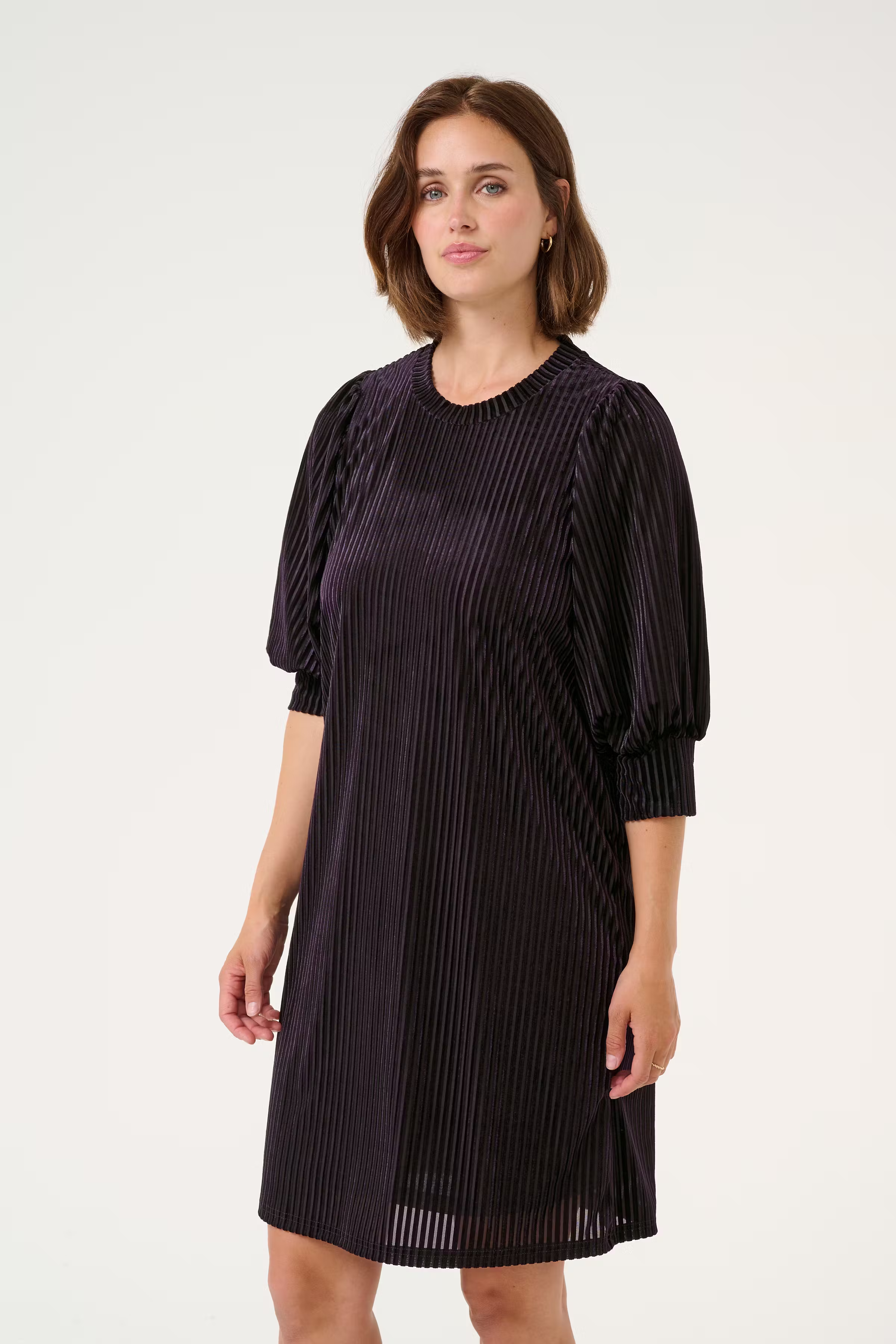 KAcaca Kjole LOOKBOOK FRONT 10509795-107223