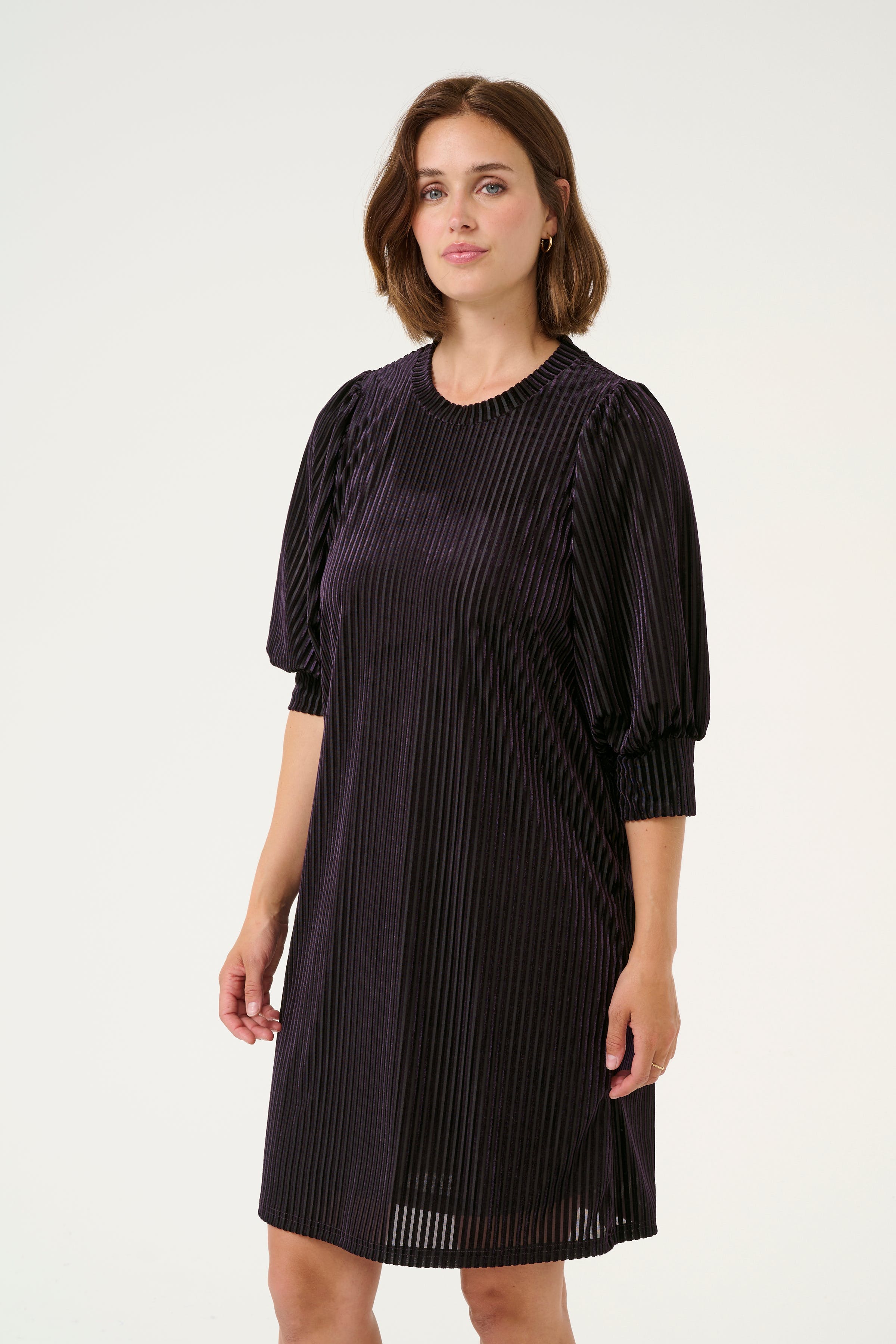 KAcaca Kleid LOOKBOOK FRONT 10509795-107223