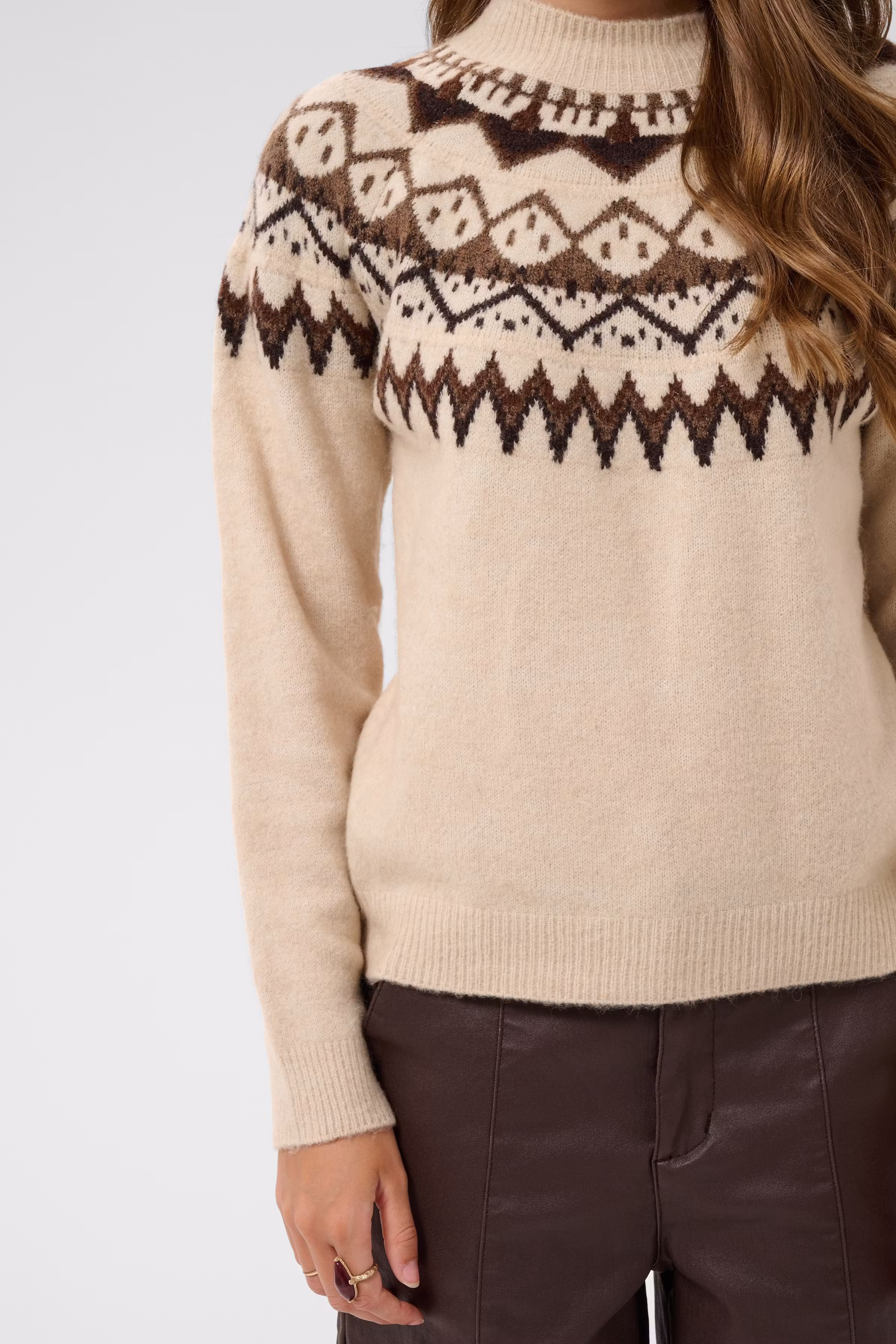 CRCherrie Pullover LOOKBOOK DETAIL 10615330-1304011