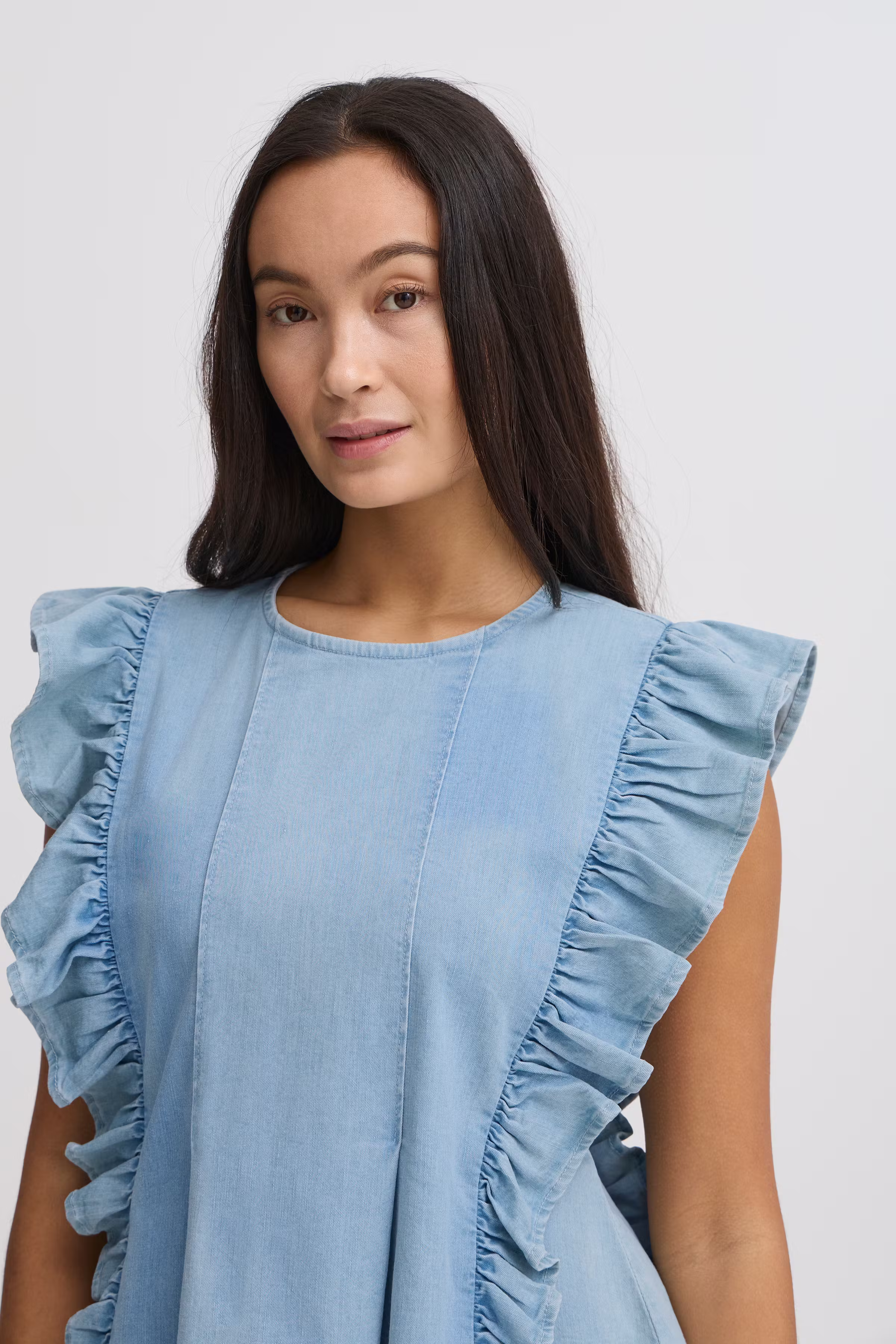 IRTRICA Ärmlös blus LOOKBOOK DETAIL 20122995-204093